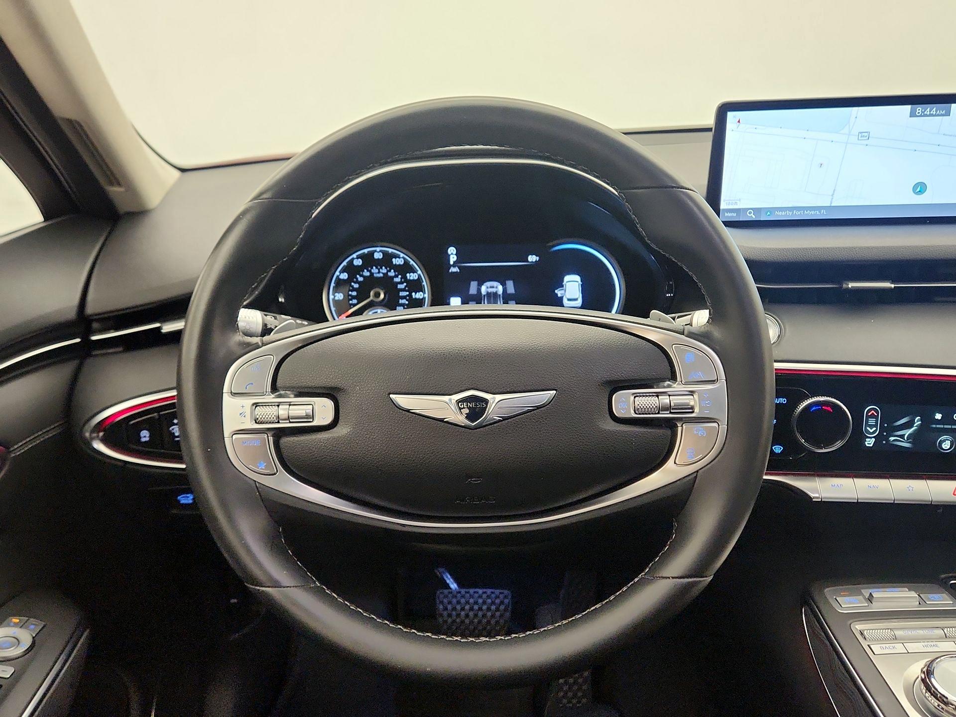 Thumbnail: 2024 Genesis GV70 - 10