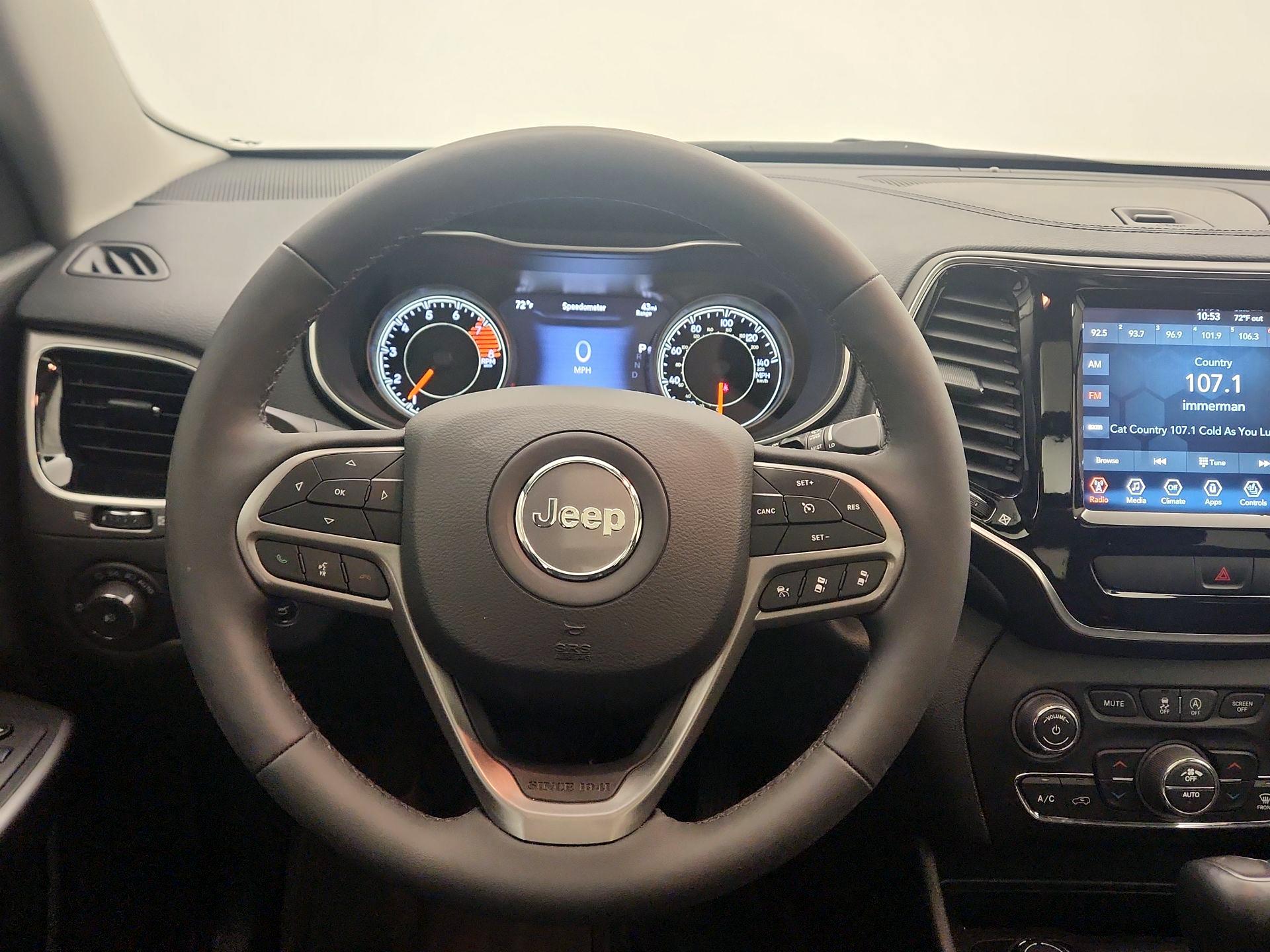 Thumbnail: 2022 Jeep Cherokee - 10