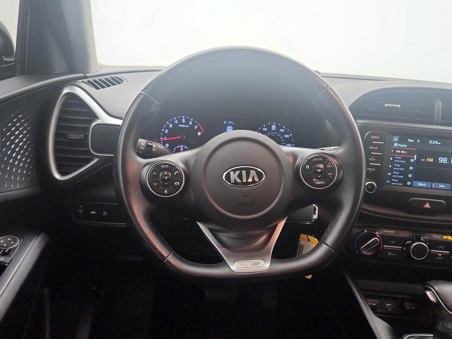 Thumbnail: 2020 Kia Soul - 10