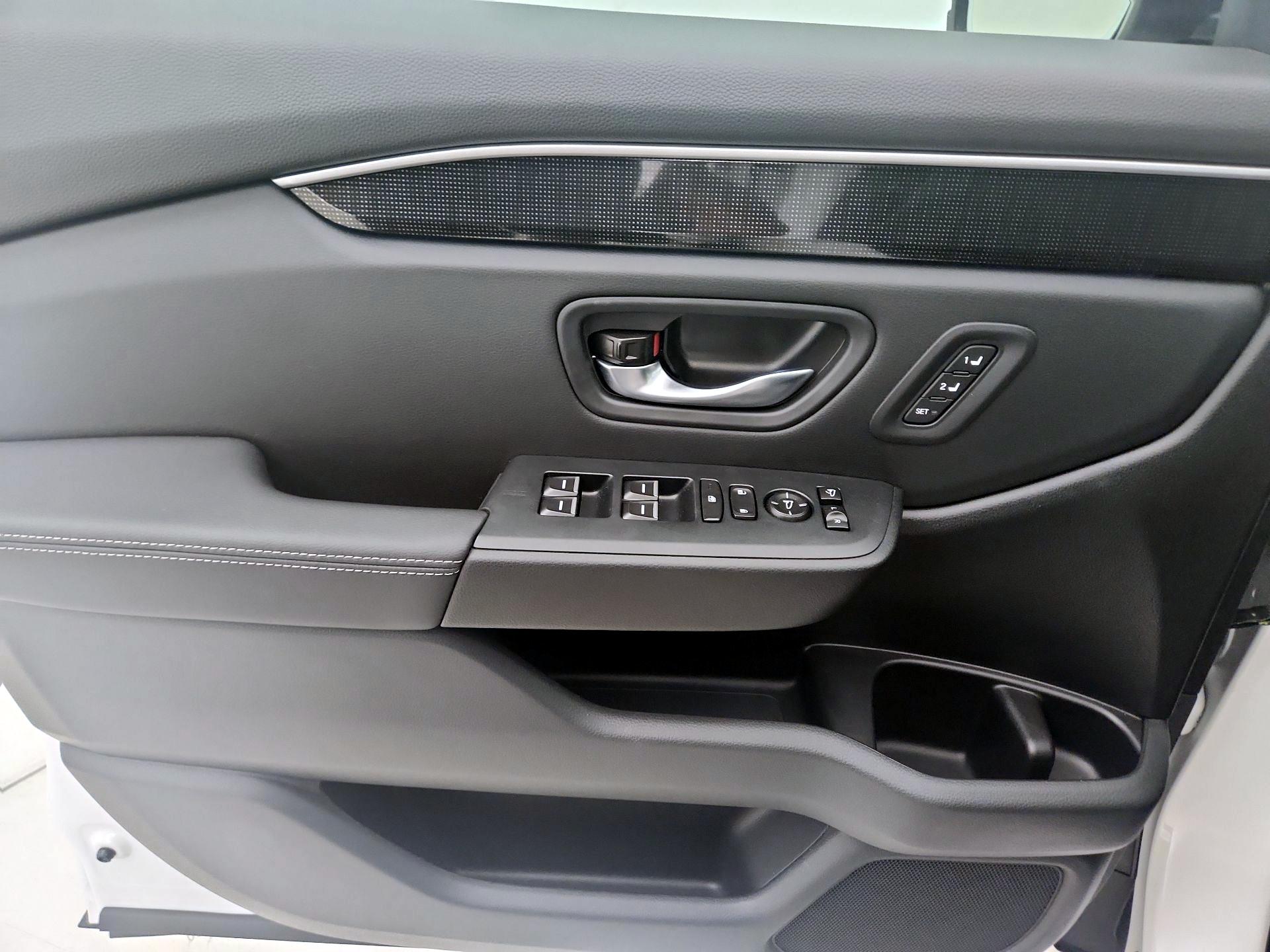 Thumbnail: 2025 Honda Pilot - 12