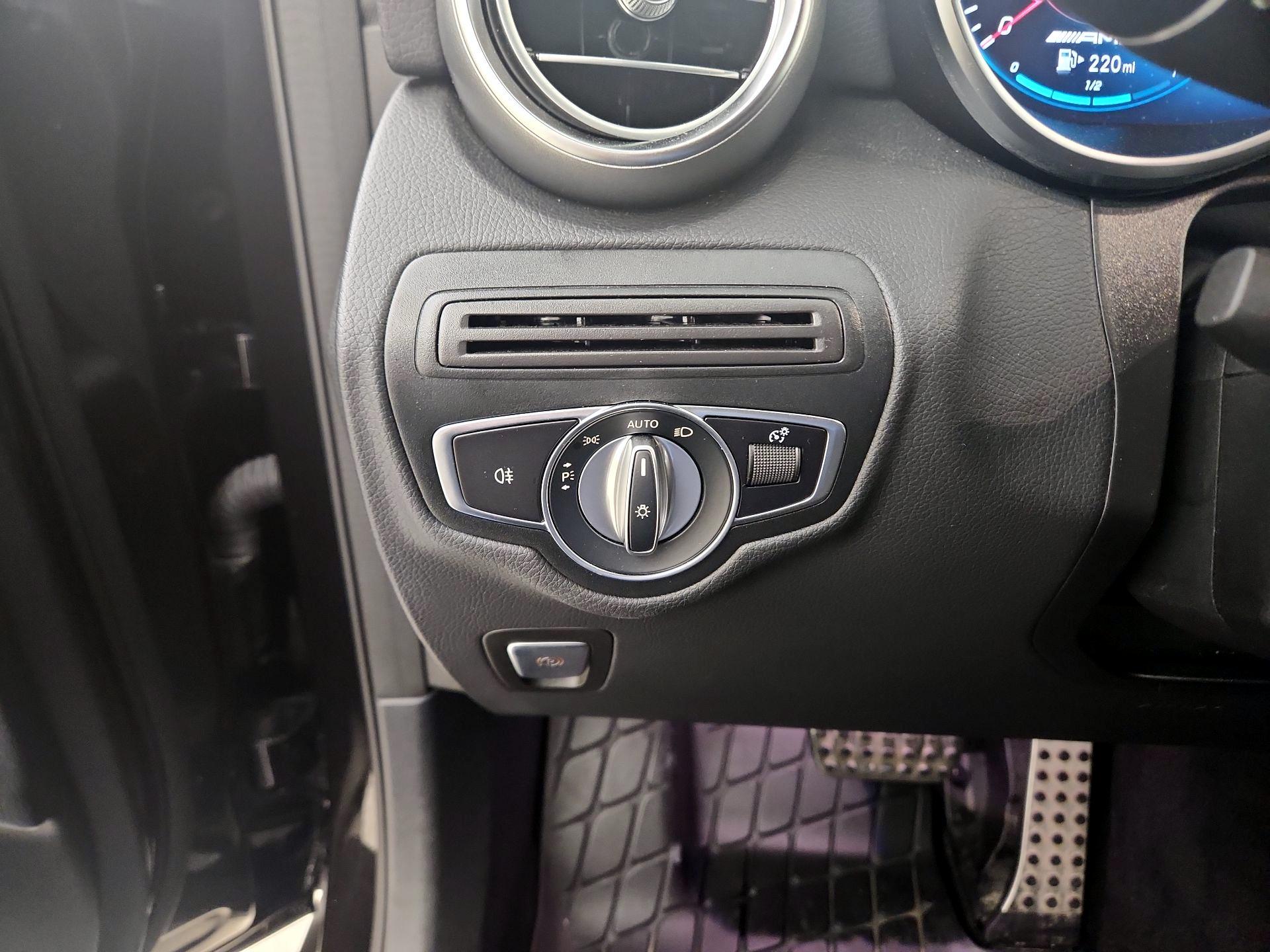 Thumbnail: 2021 Mercedes-Benz GLC - 13