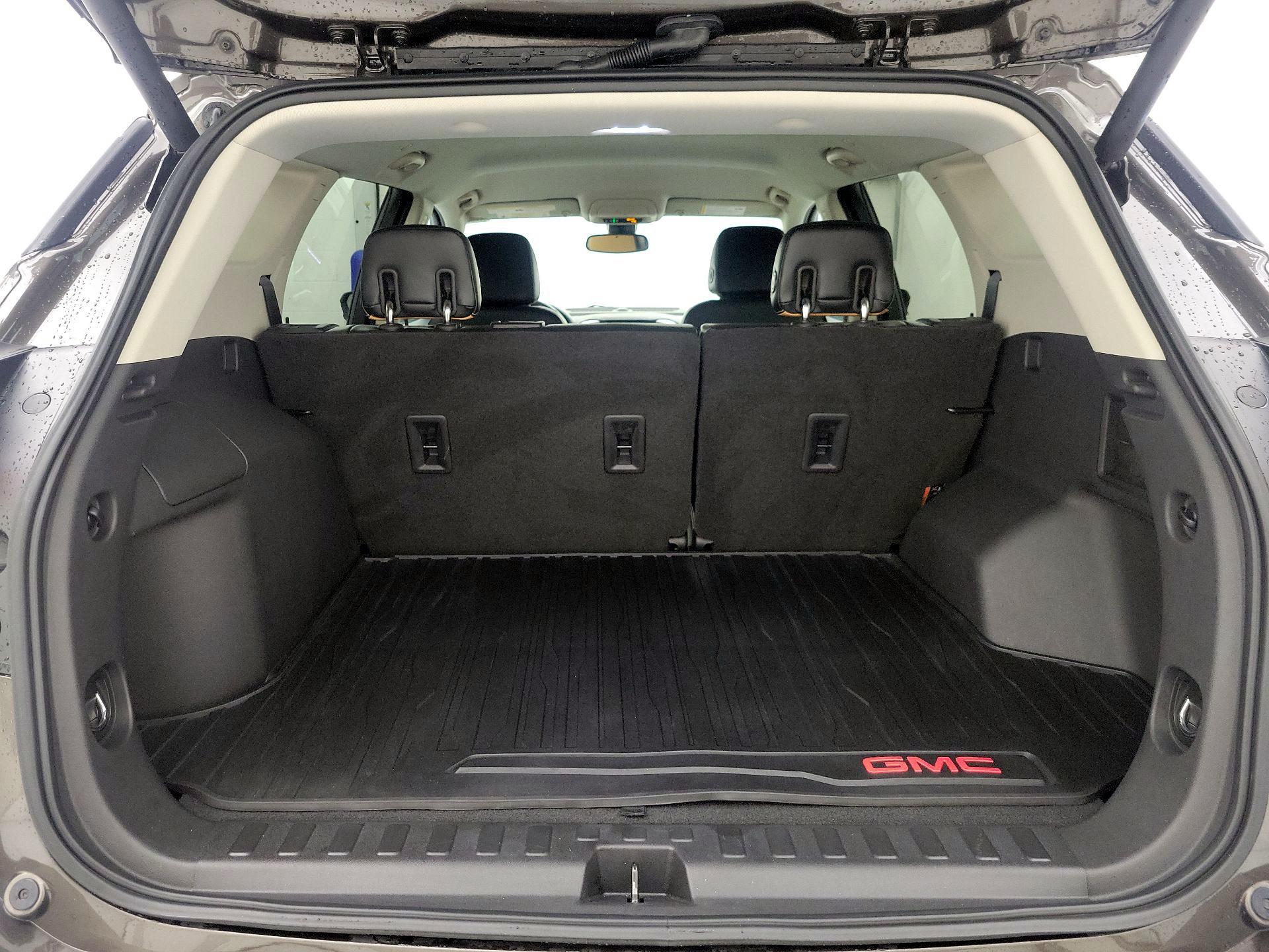 Thumbnail: 2020 GMC Terrain - 20