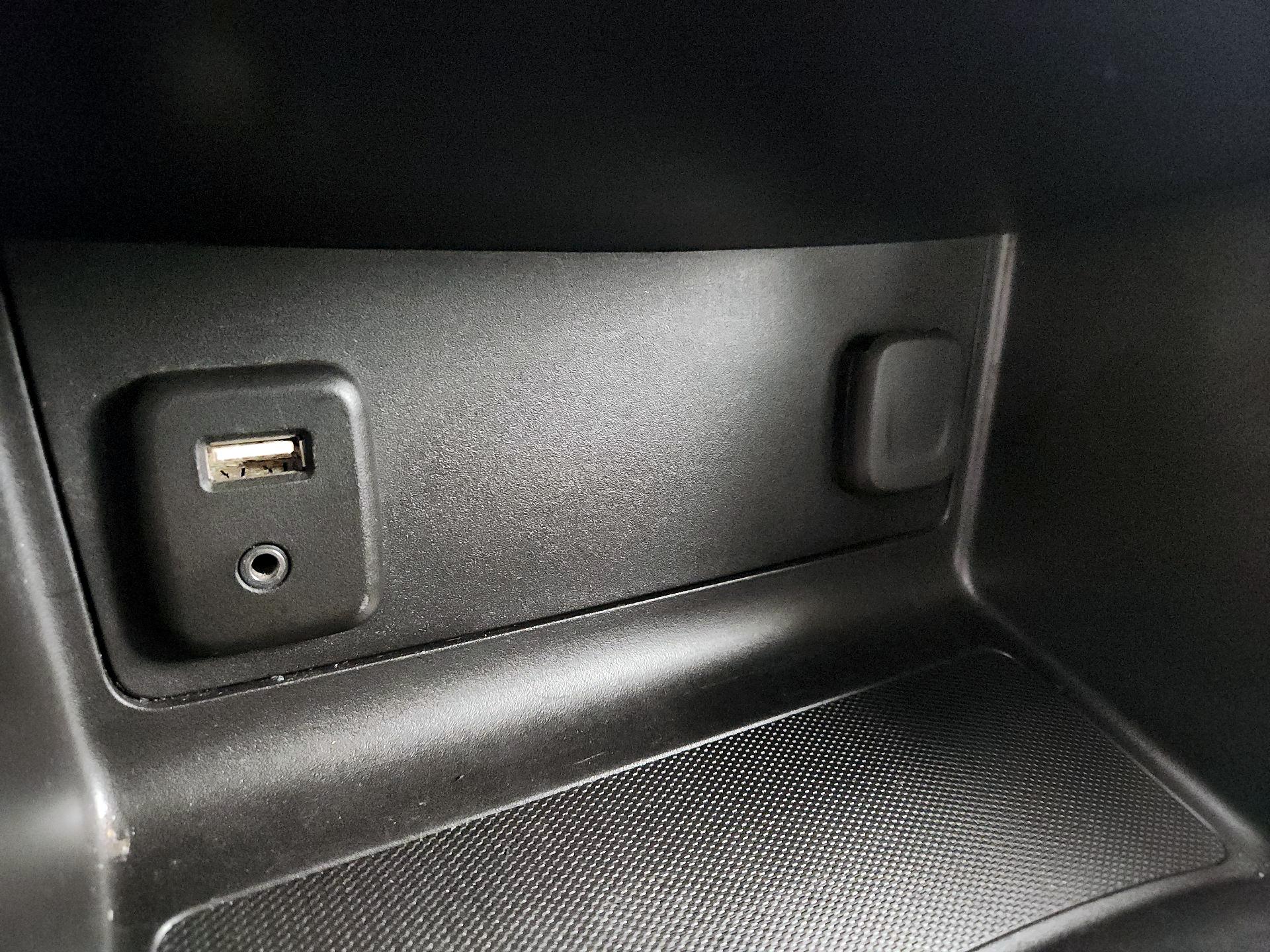 Thumbnail: 2018 Chevrolet Colorado - 18