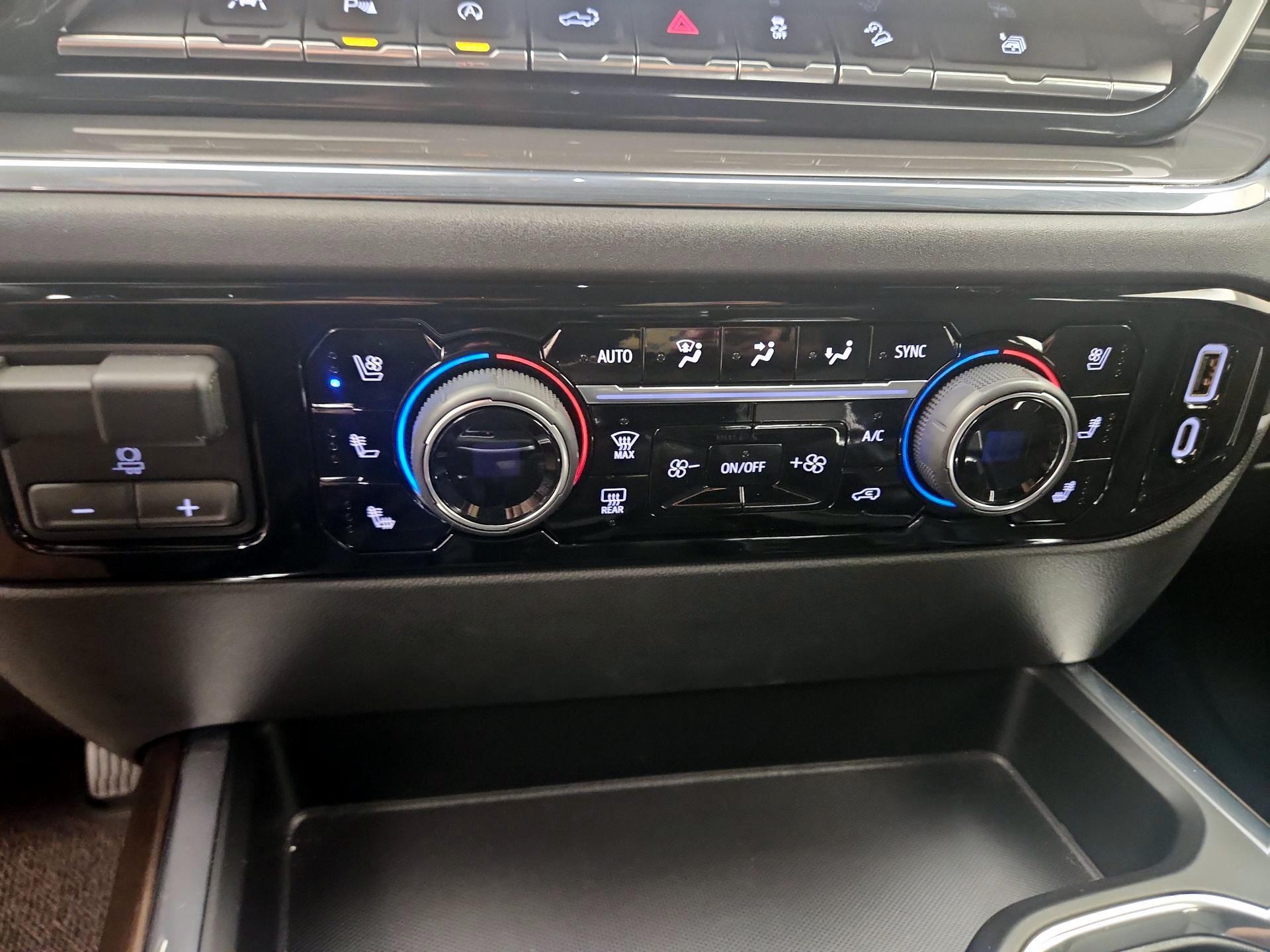 Thumbnail: 2024 Chevrolet Silverado 1500 - 16