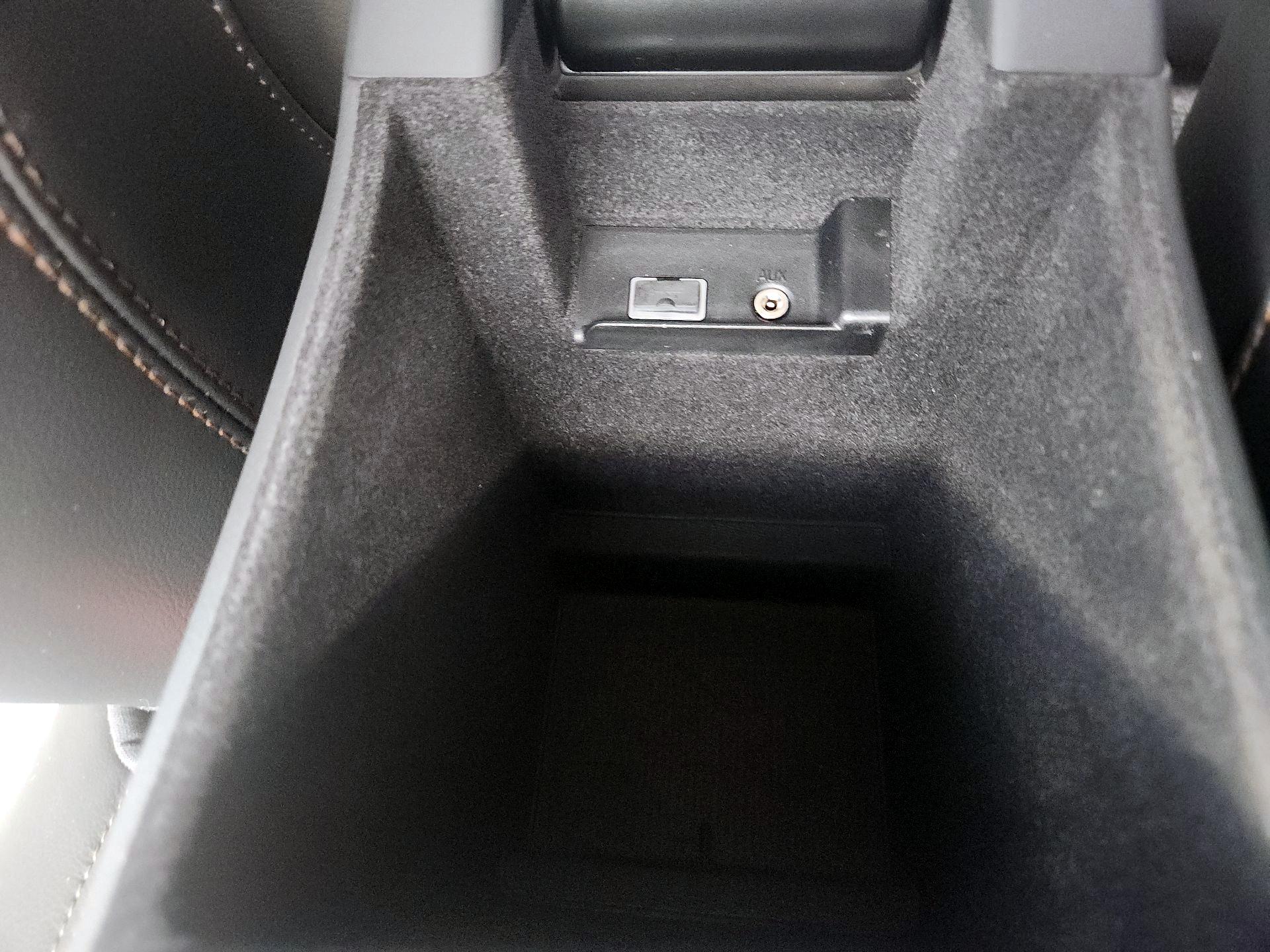 Thumbnail: 2017 Volvo S60 - 19