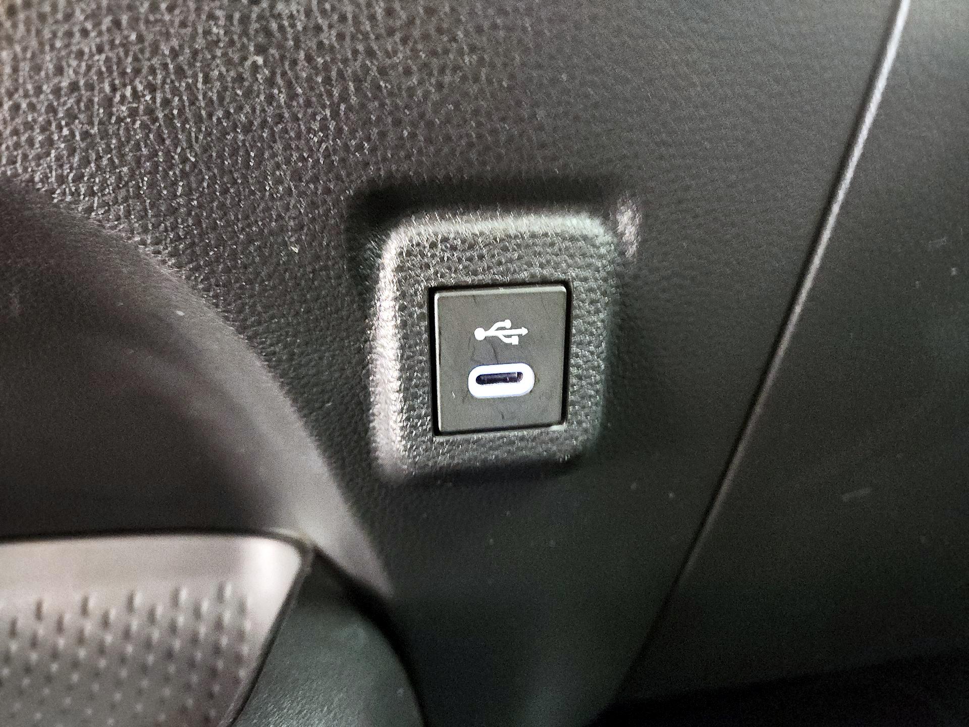 Thumbnail: 2024 Toyota Corolla - 18