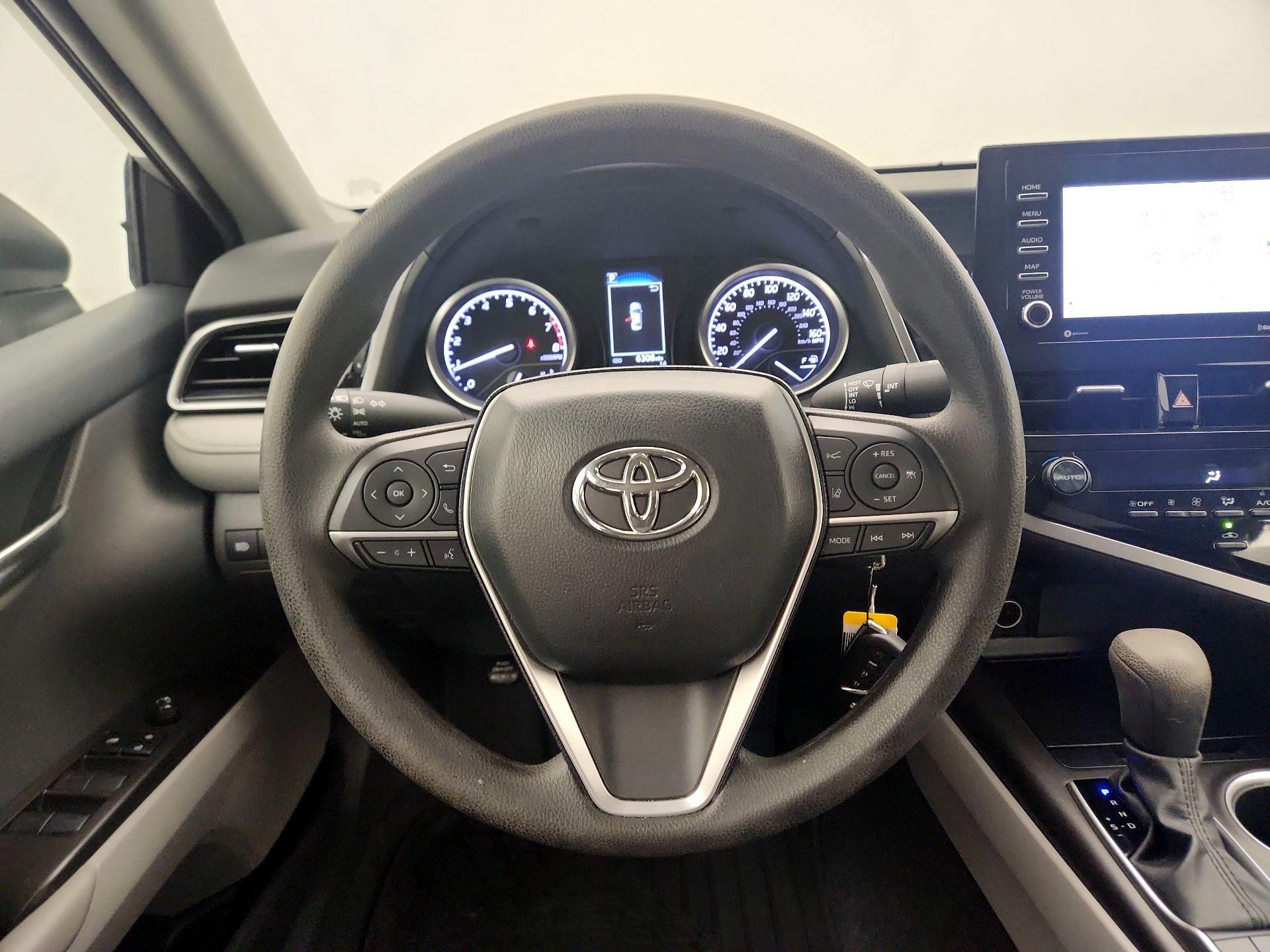 Thumbnail: 2023 Toyota Camry - 10