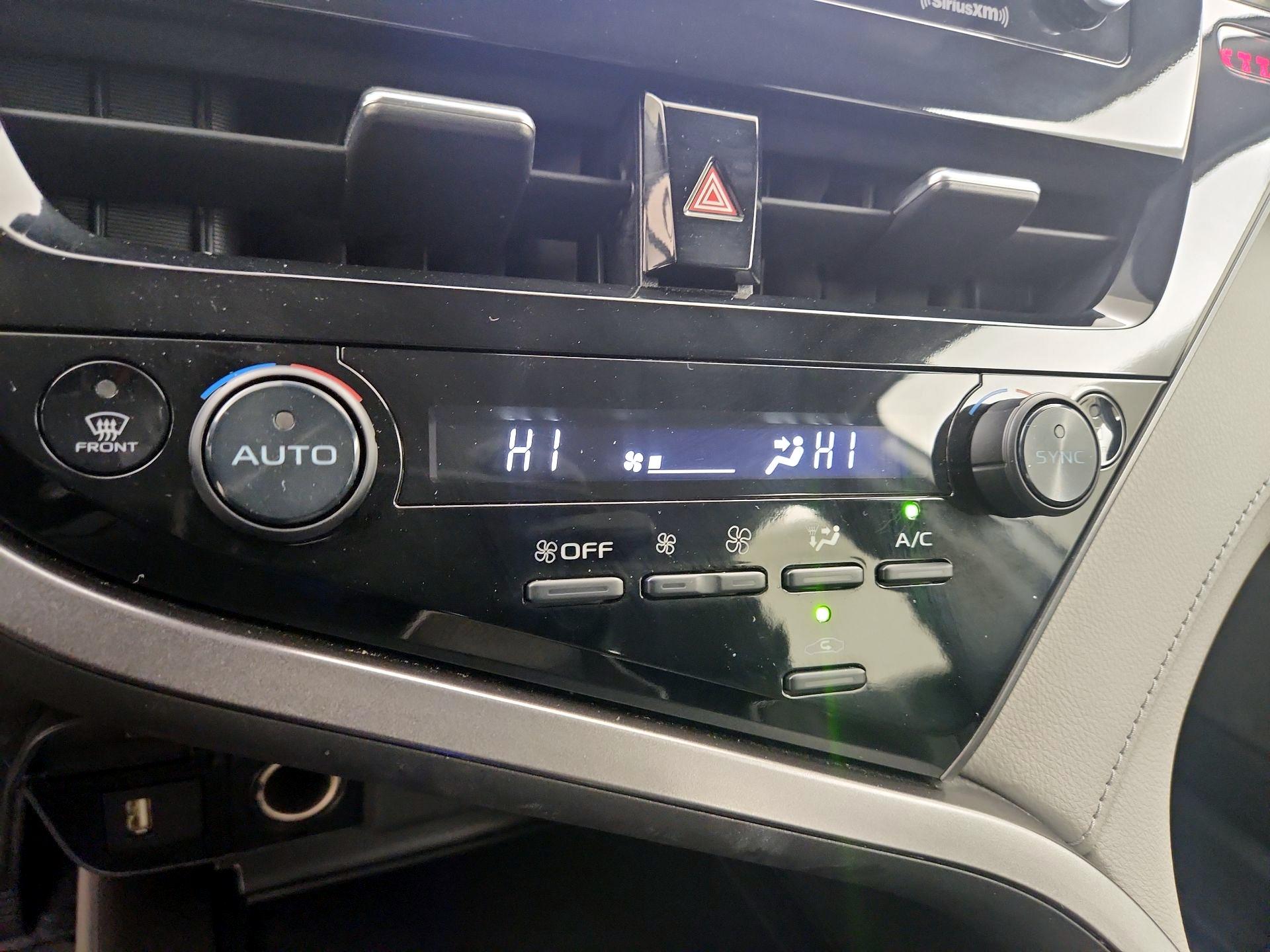 Thumbnail: 2023 Toyota Camry - 16