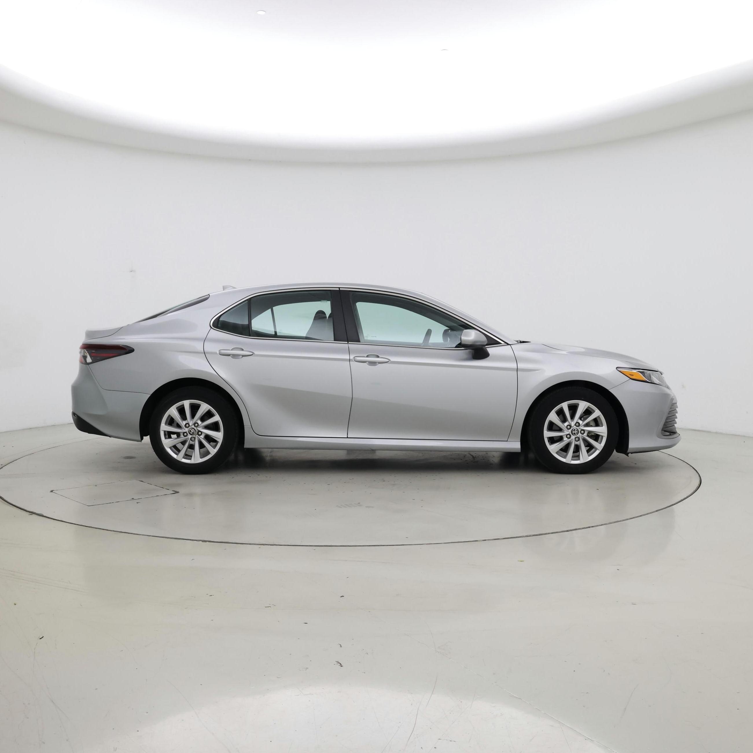 Thumbnail: 2023 Toyota Camry - 7