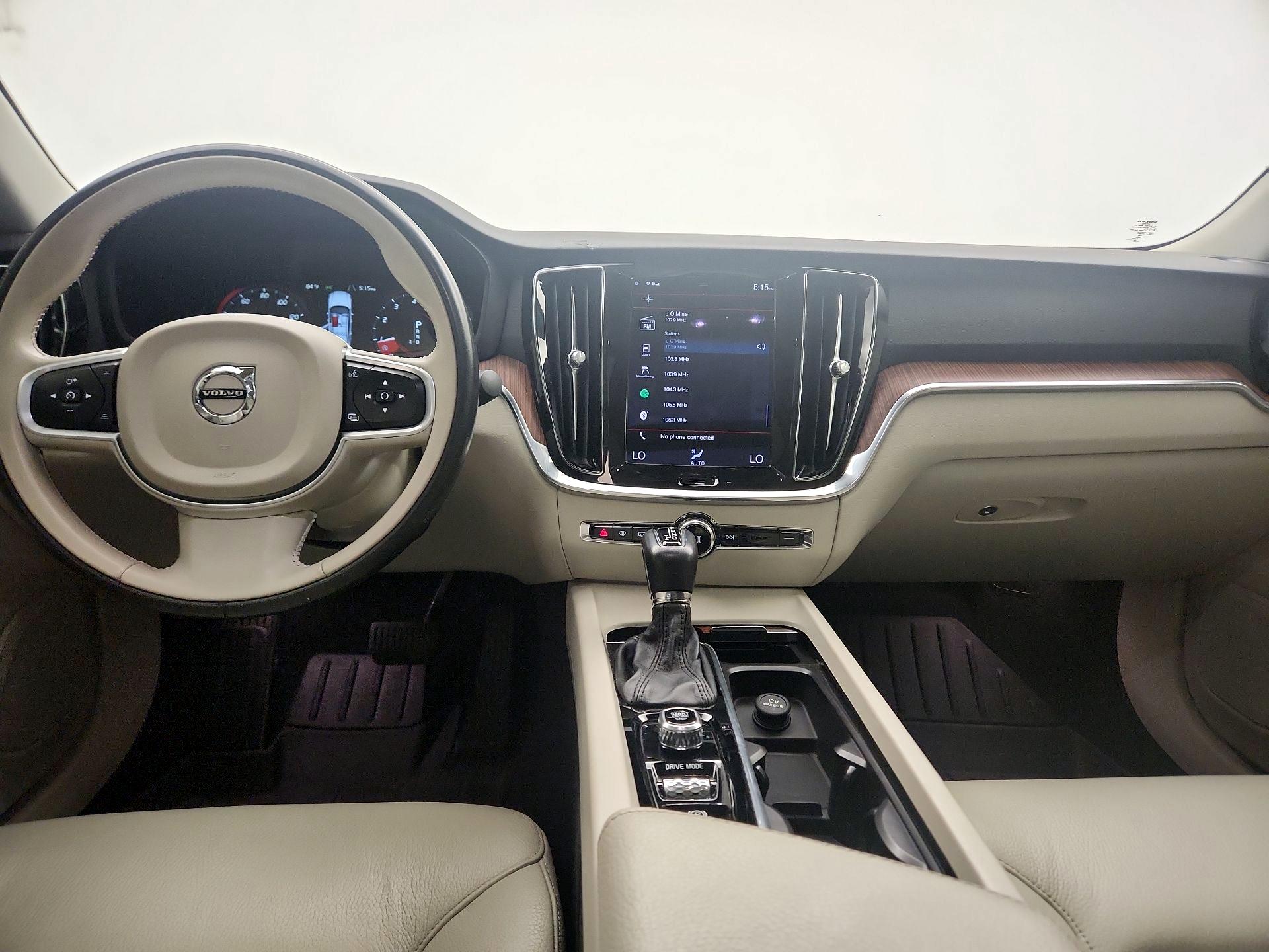 Thumbnail: 2021 Volvo S60 - 9