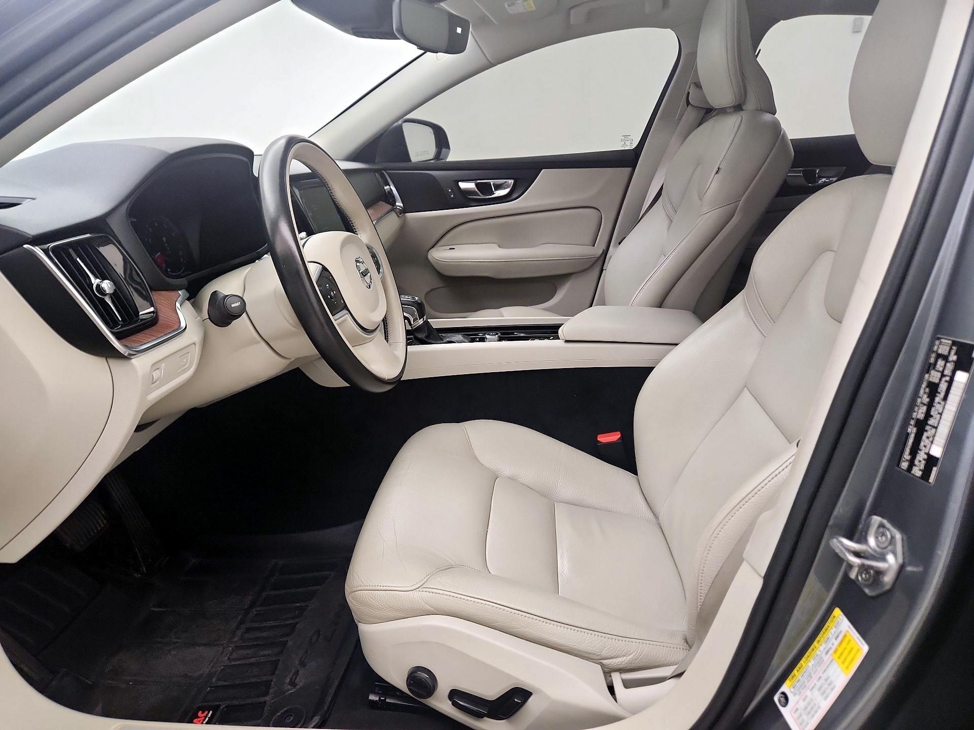 Thumbnail: 2021 Volvo S60 - 11