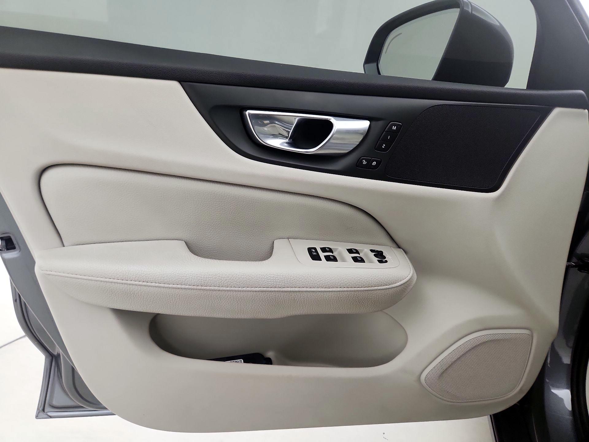 Thumbnail: 2021 Volvo S60 - 12