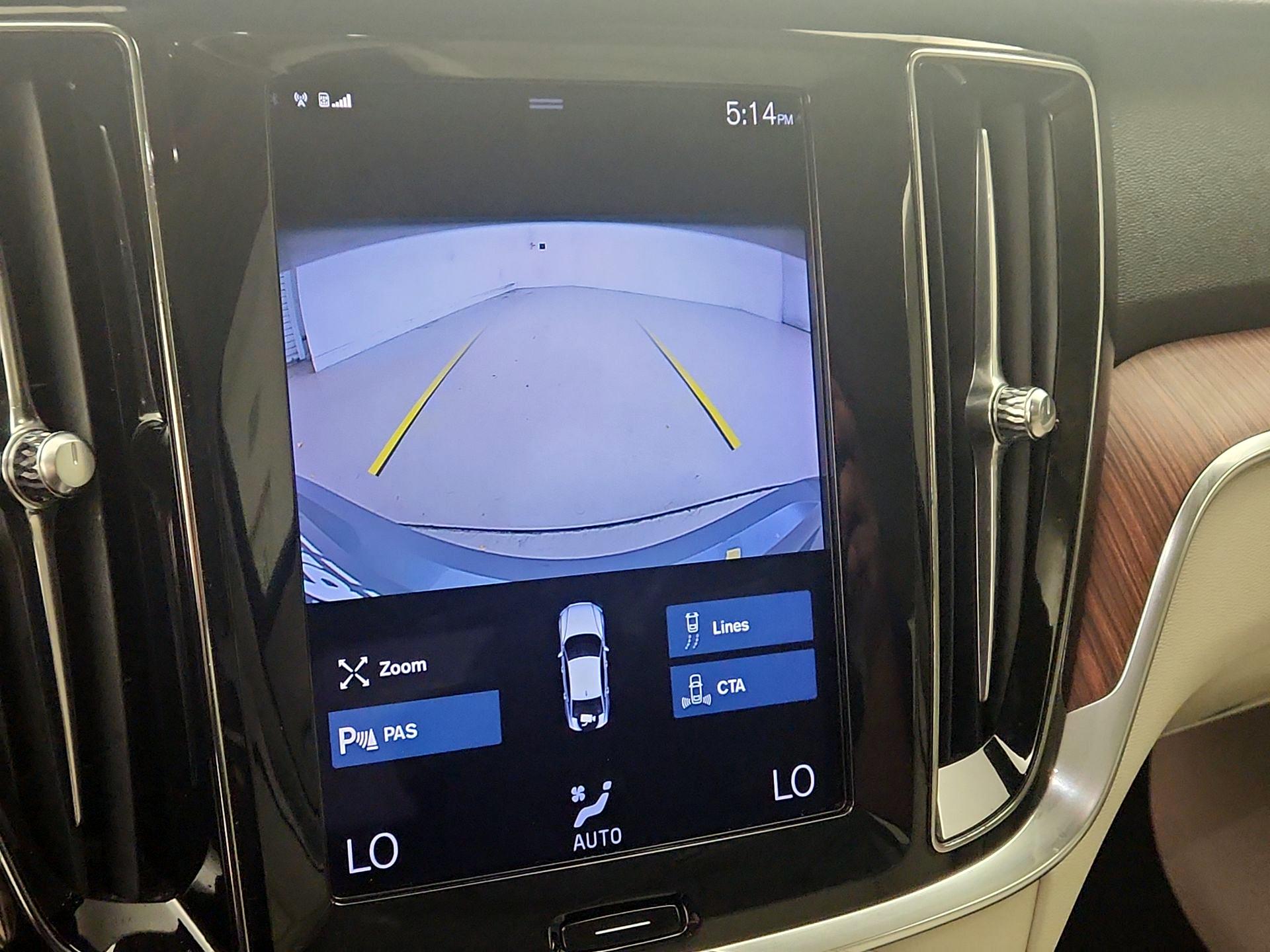 Thumbnail: 2021 Volvo S60 - 14