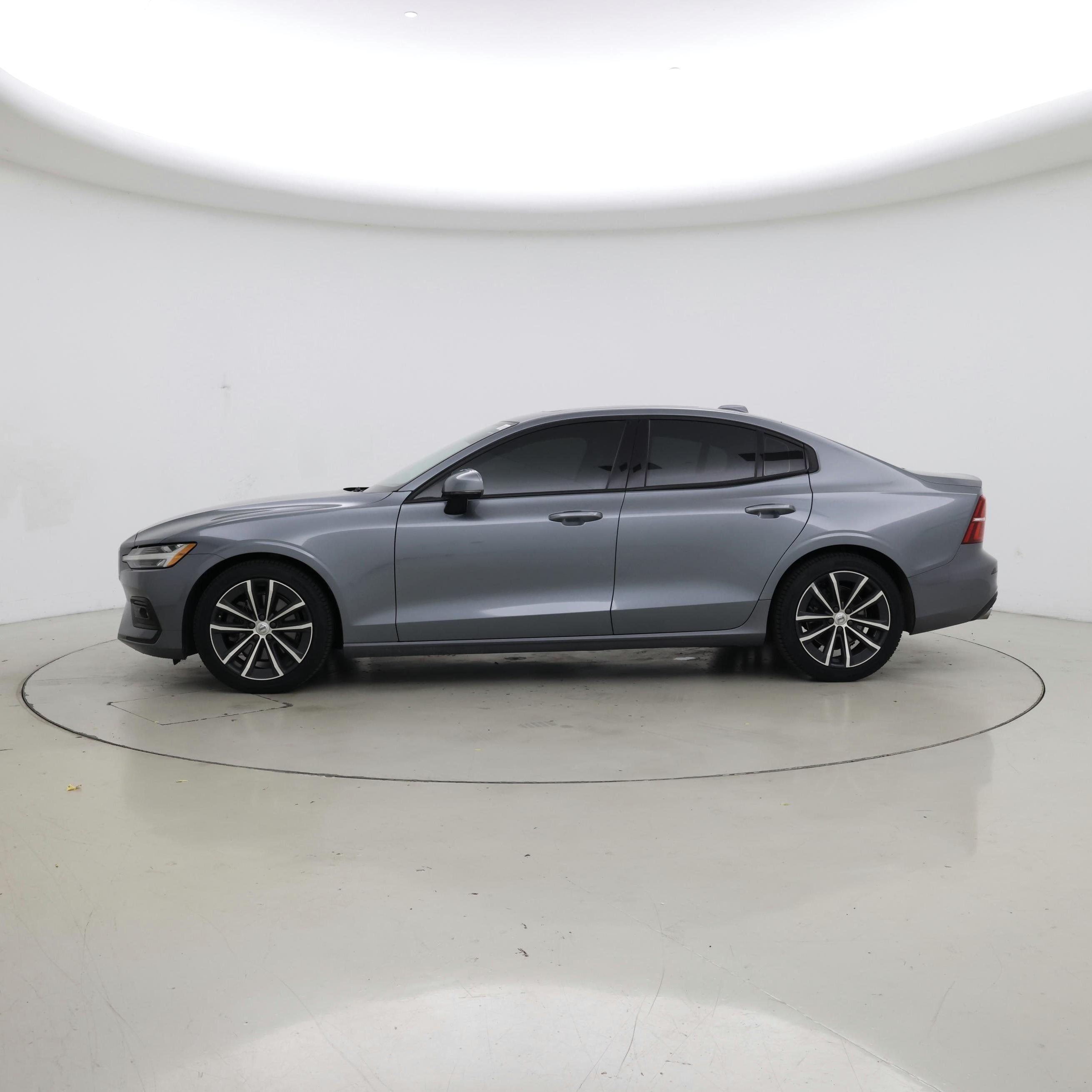 Thumbnail: 2021 Volvo S60 - 3