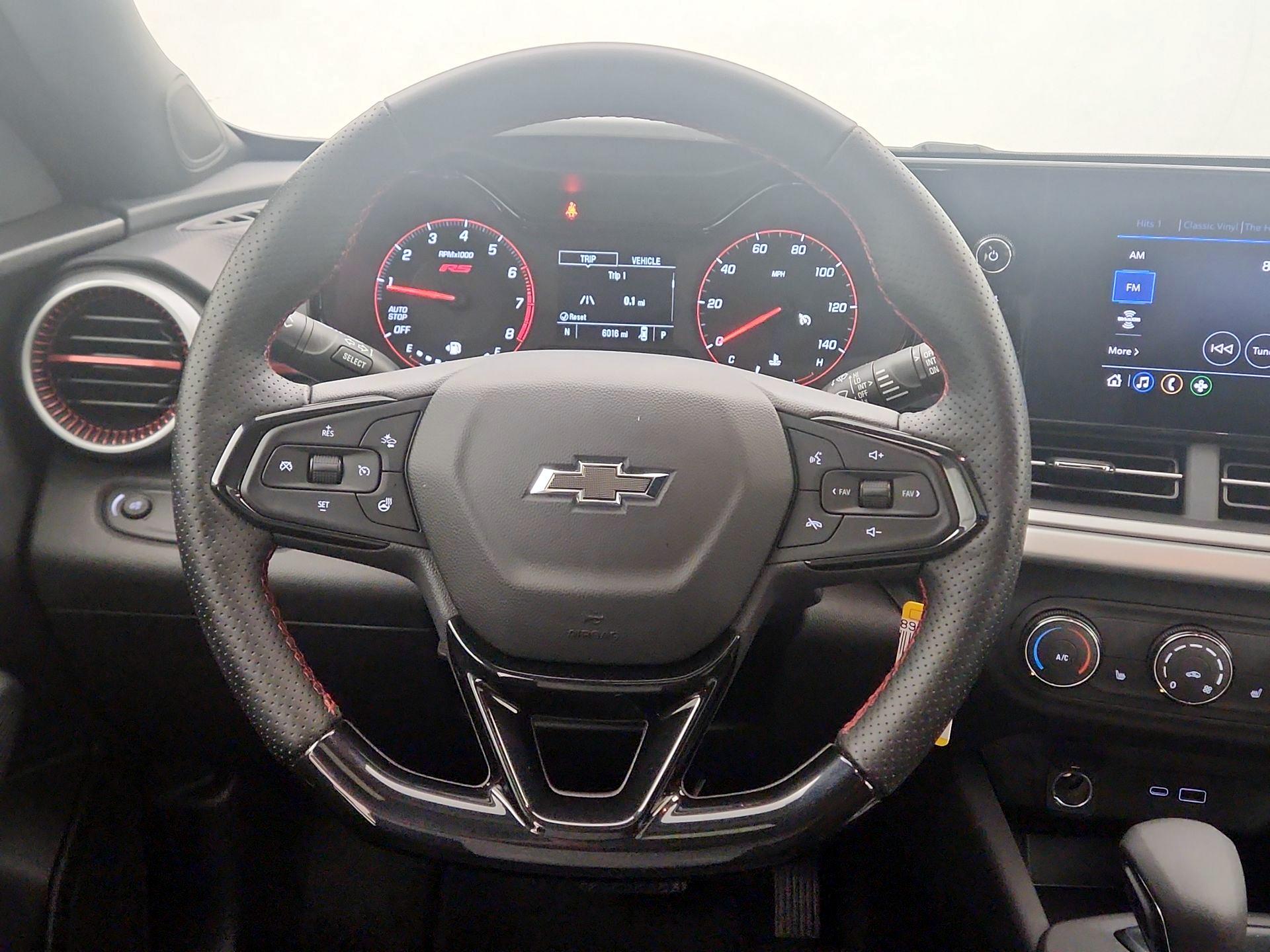 Thumbnail: 2024 Chevrolet Trax - 10