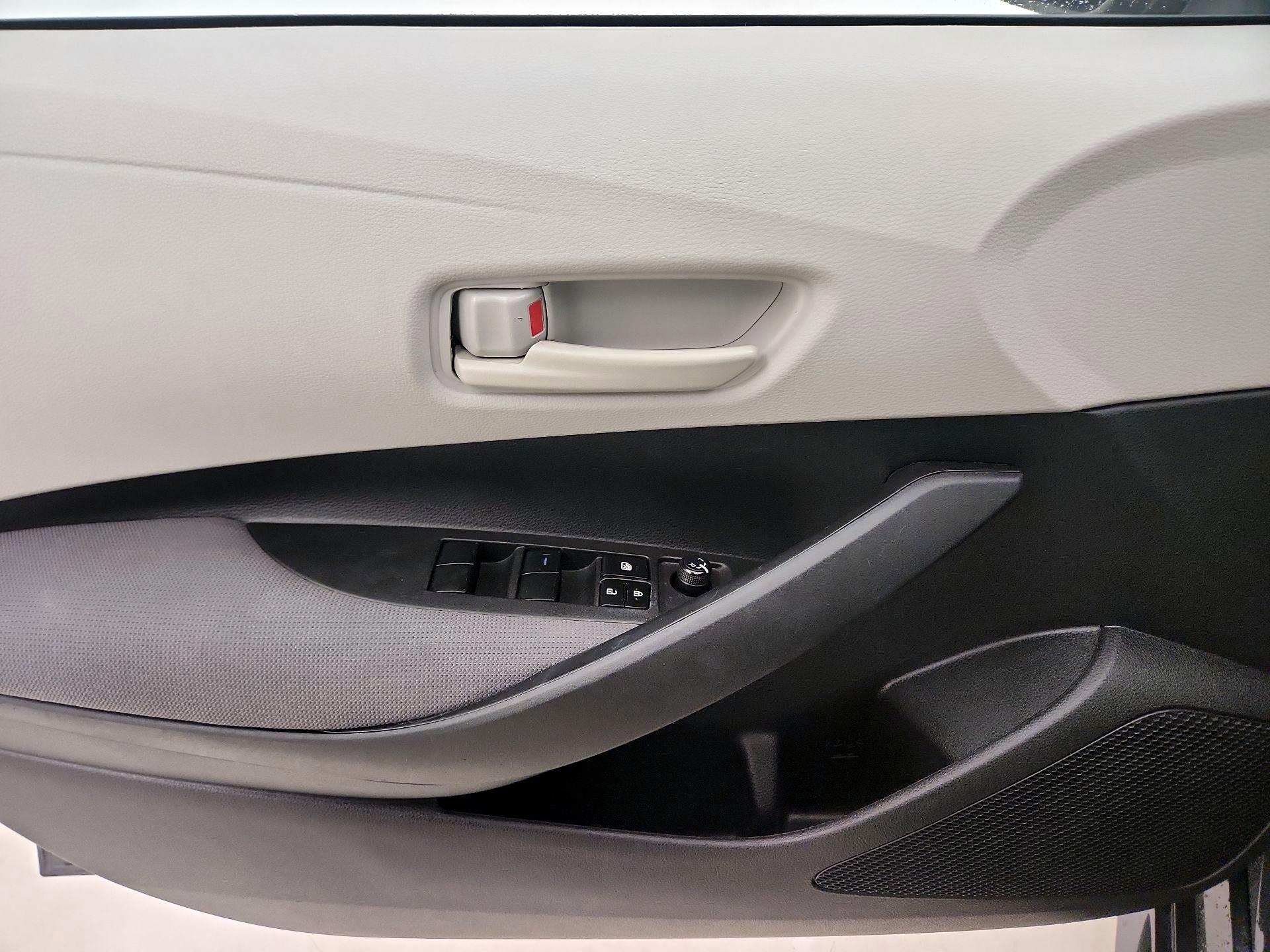 Thumbnail: 2023 Toyota Corolla - 12