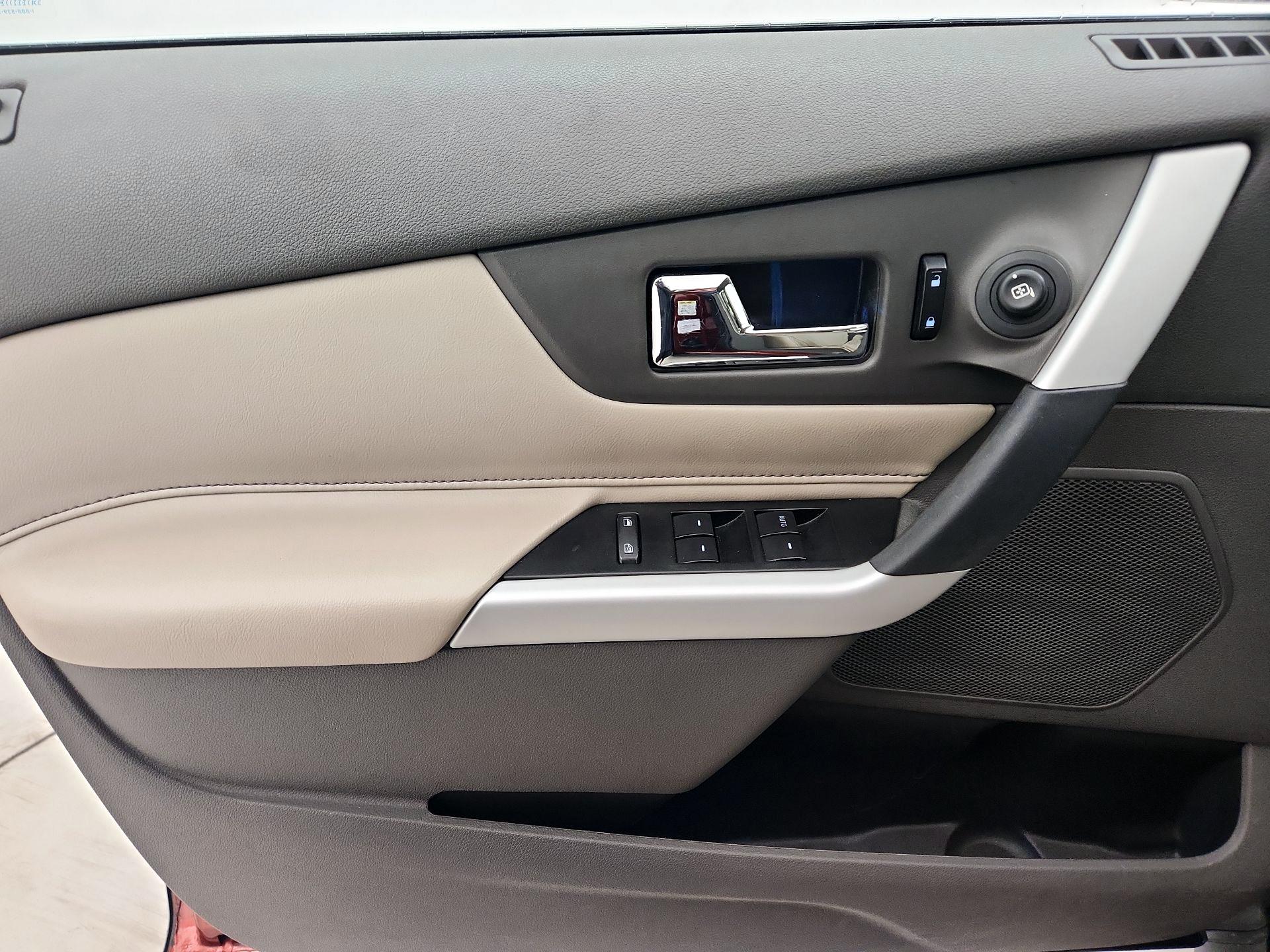 Thumbnail: 2014 Ford Edge - 12