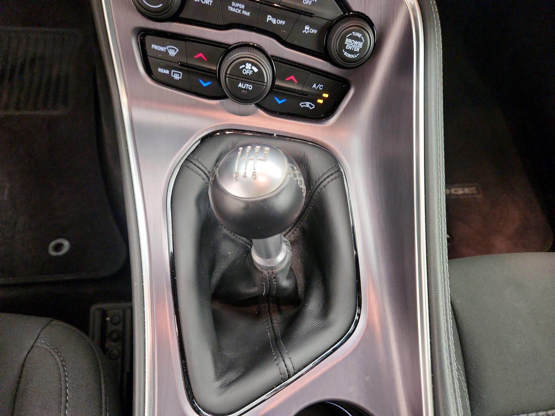 Thumbnail: 2017 Dodge Challenger - 18