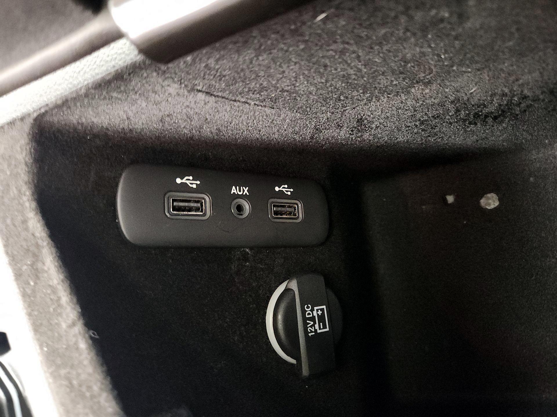 Thumbnail: 2017 Dodge Challenger - 19