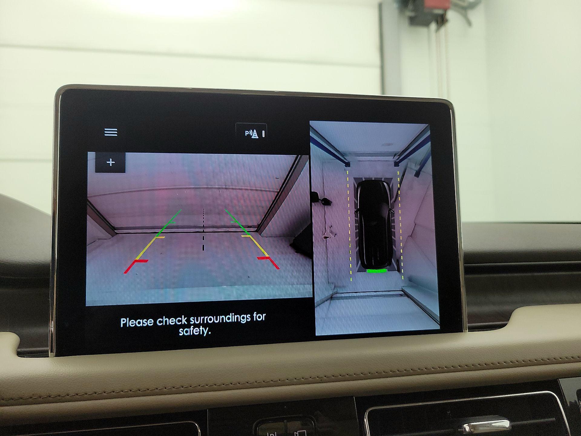 Thumbnail: 2020 Lincoln Aviator - 15