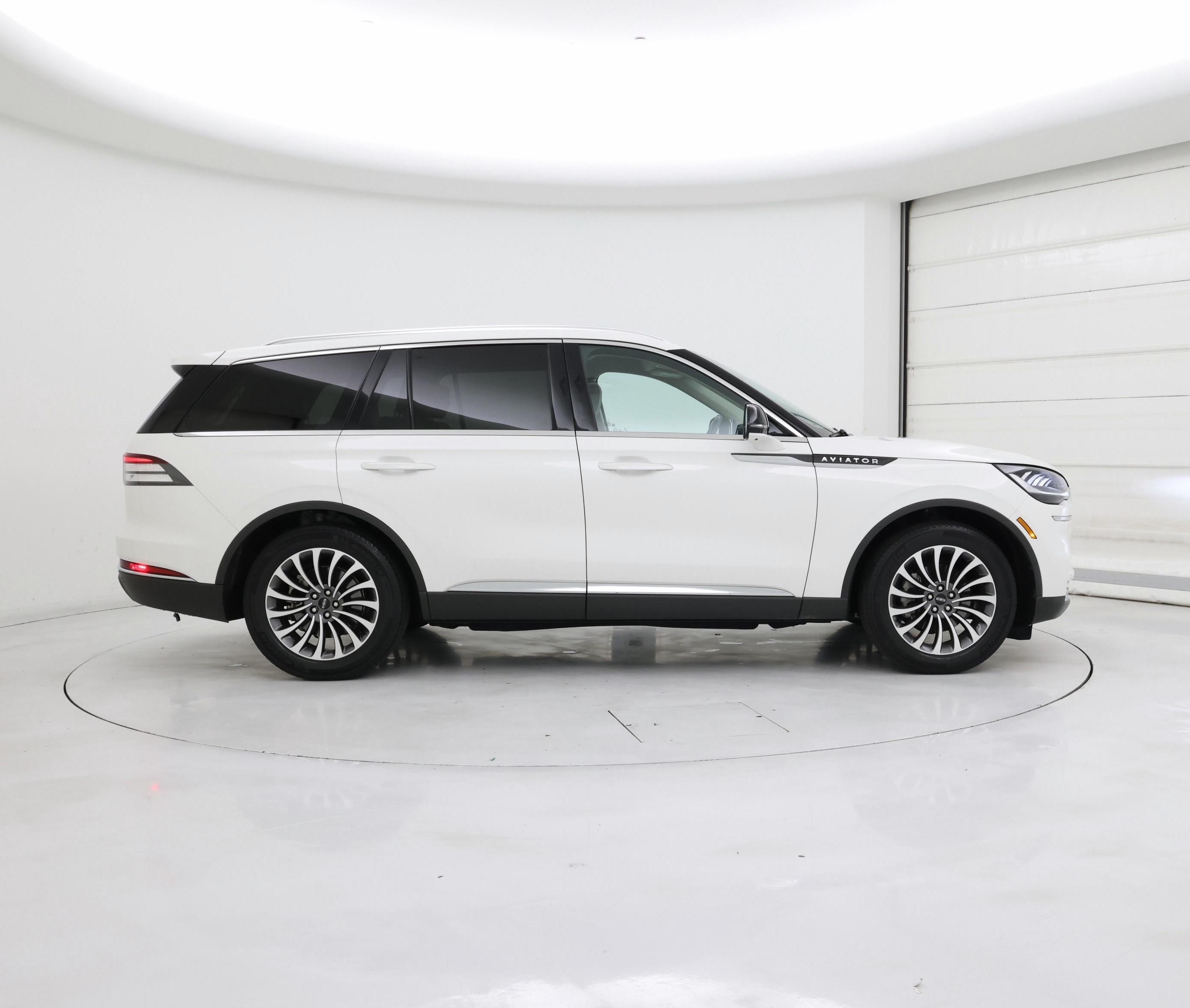 Thumbnail: 2020 Lincoln Aviator - 7