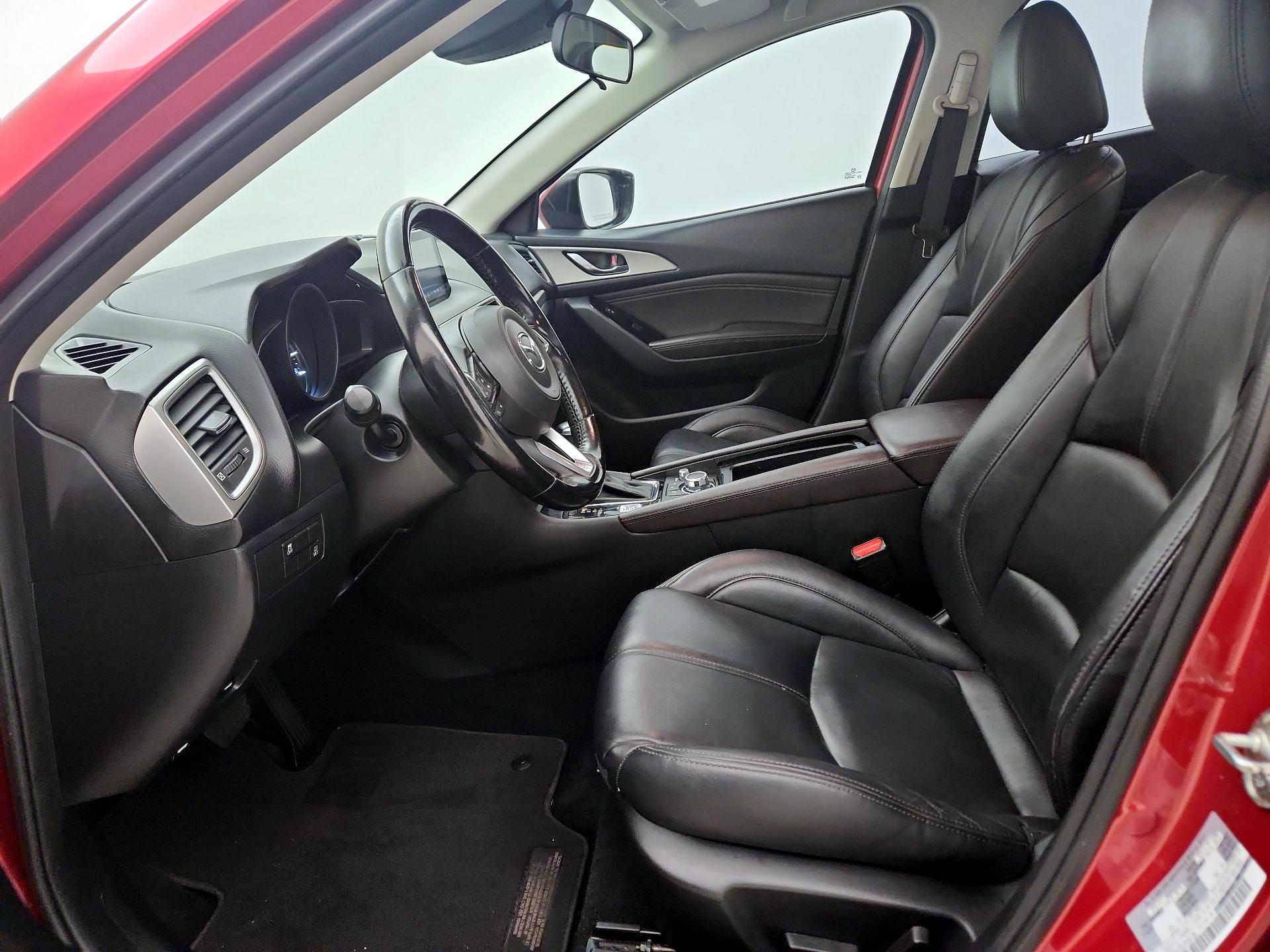 Thumbnail: 2018 Mazda Mazda3 - 11