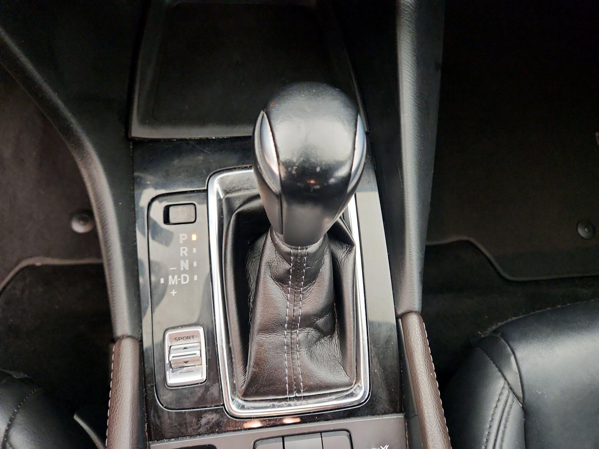 Thumbnail: 2018 Mazda Mazda3 - 17