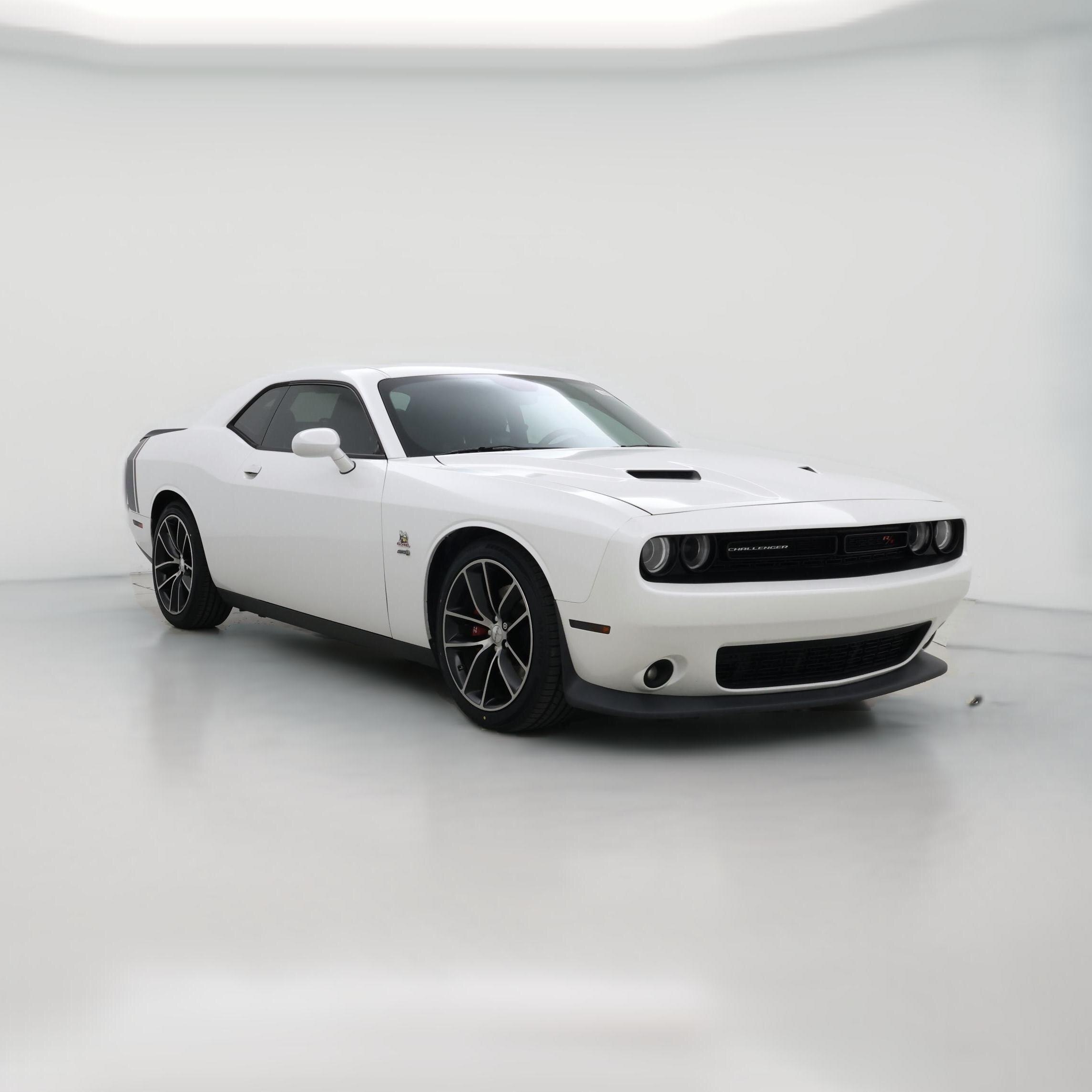 Thumbnail: 2016 Dodge Challenger - 1