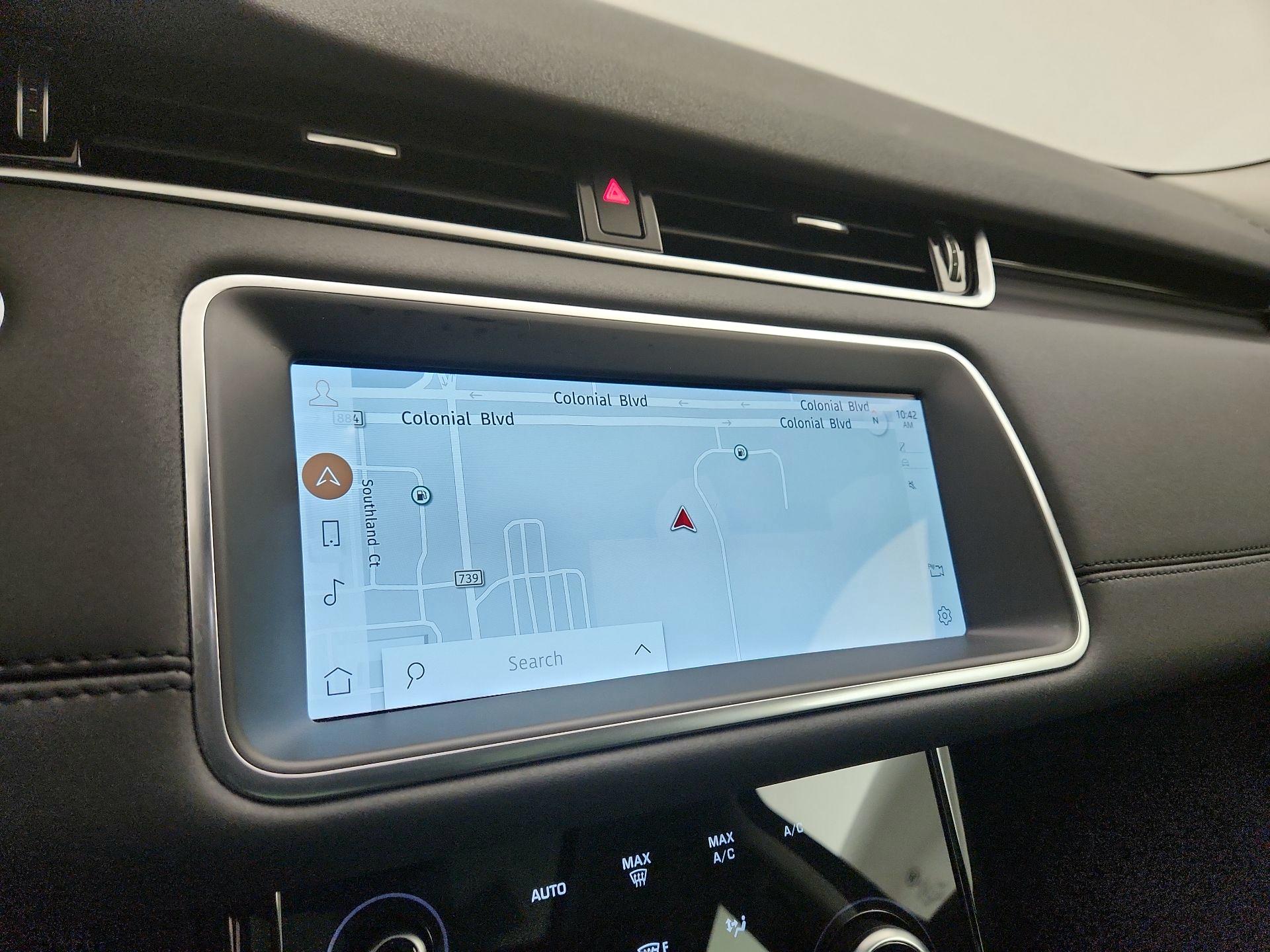 Thumbnail: 2021 Land Rover Range Rover Evoque - 14