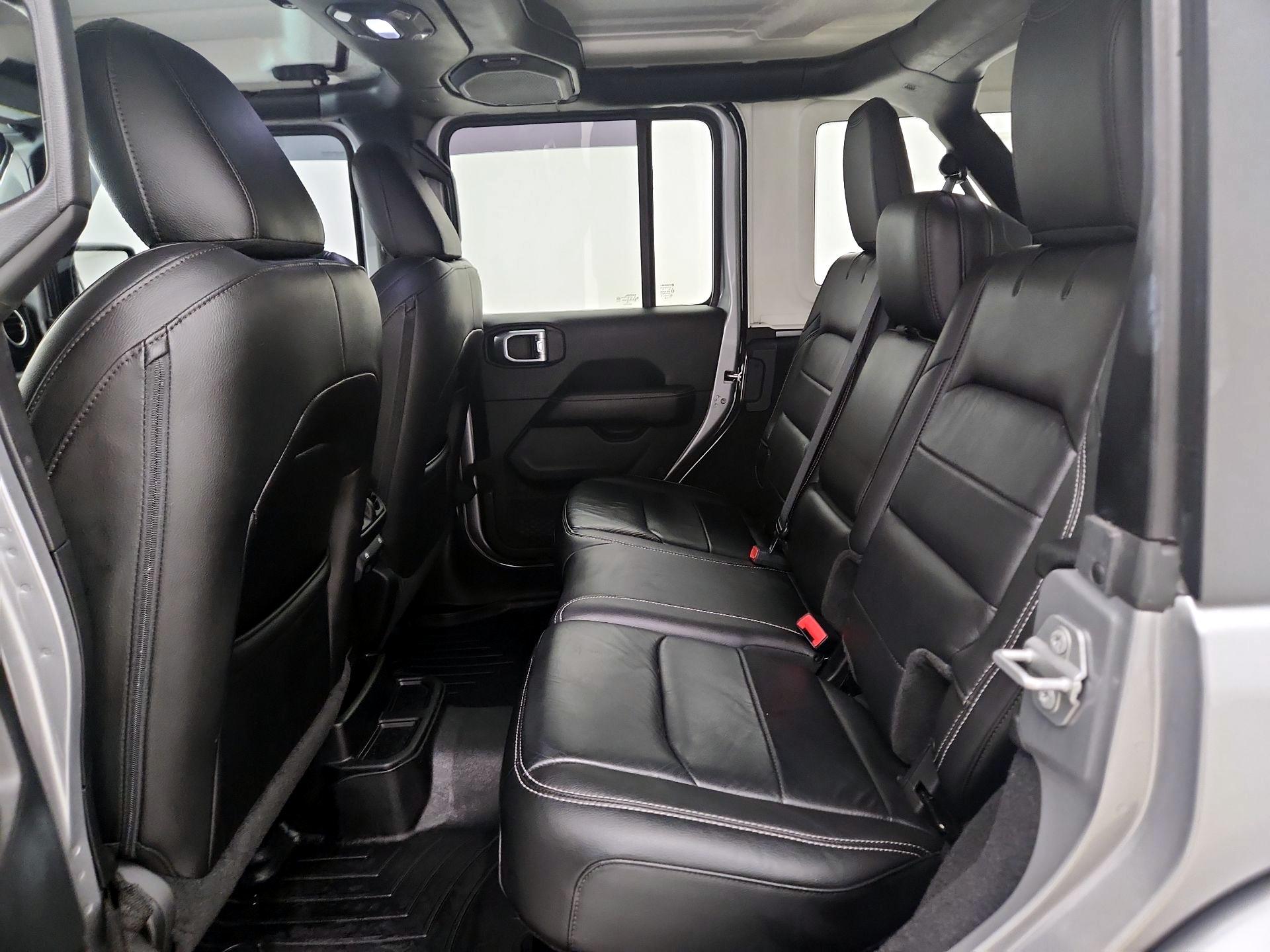 Thumbnail: 2018 Jeep Wrangler - 19