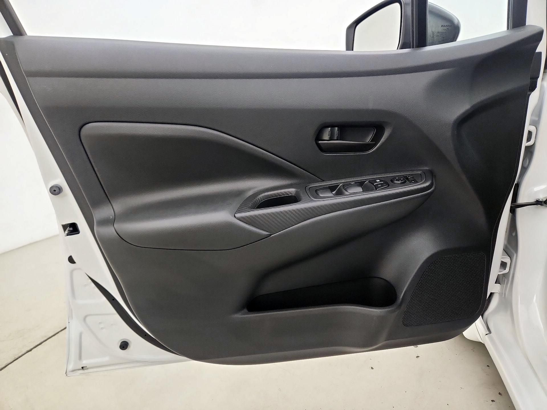 Thumbnail: 2020 Nissan Versa - 12