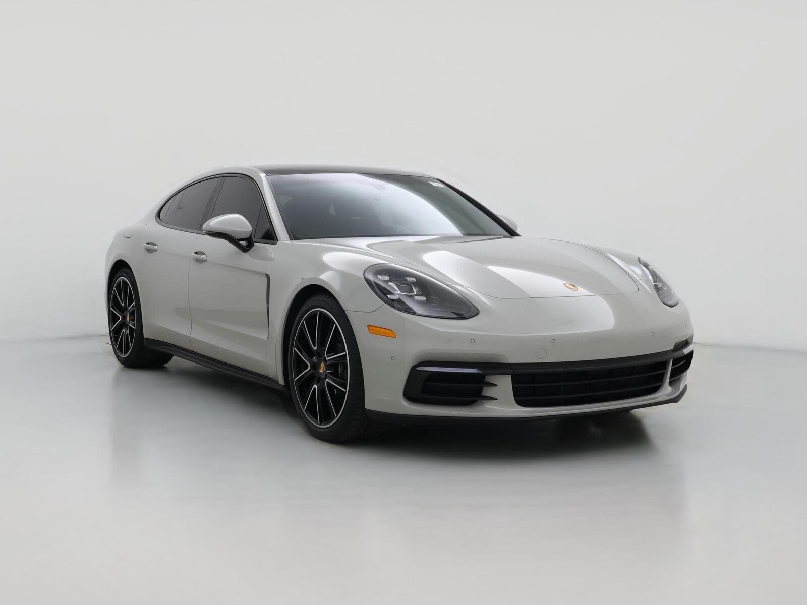 2018 Porsche Panamera 4