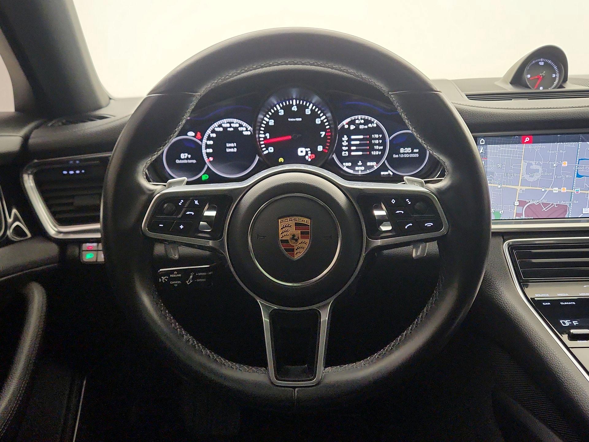 Thumbnail: 2018 Porsche Panamera - 10