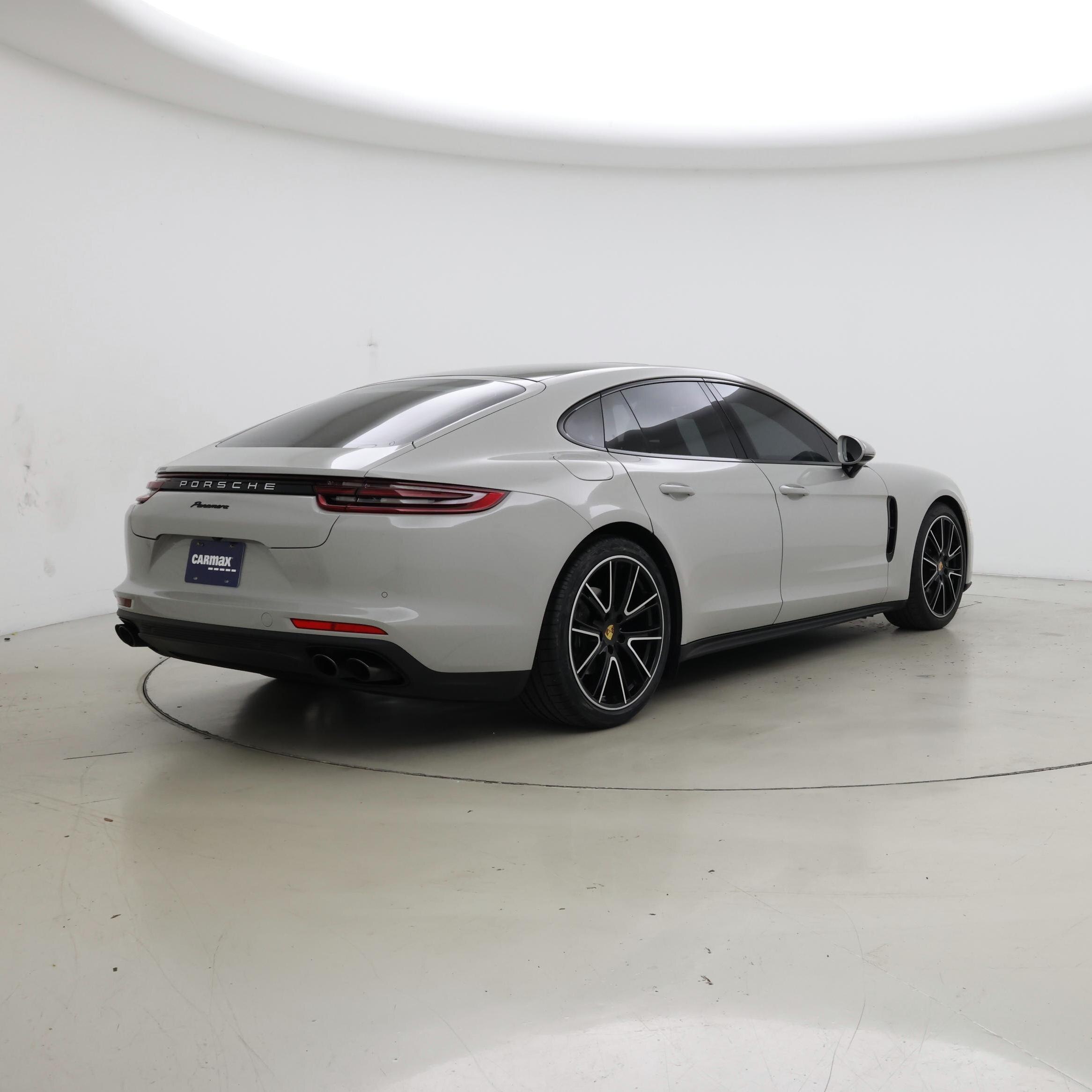 Thumbnail: 2018 Porsche Panamera - 8