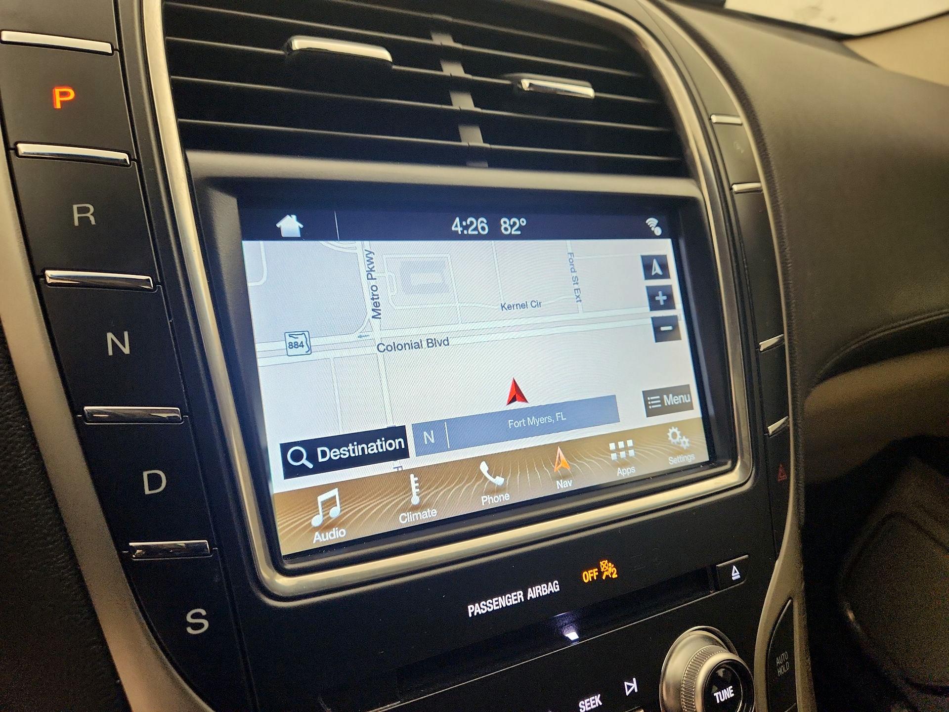 Thumbnail: 2019 Lincoln Nautilus - 14