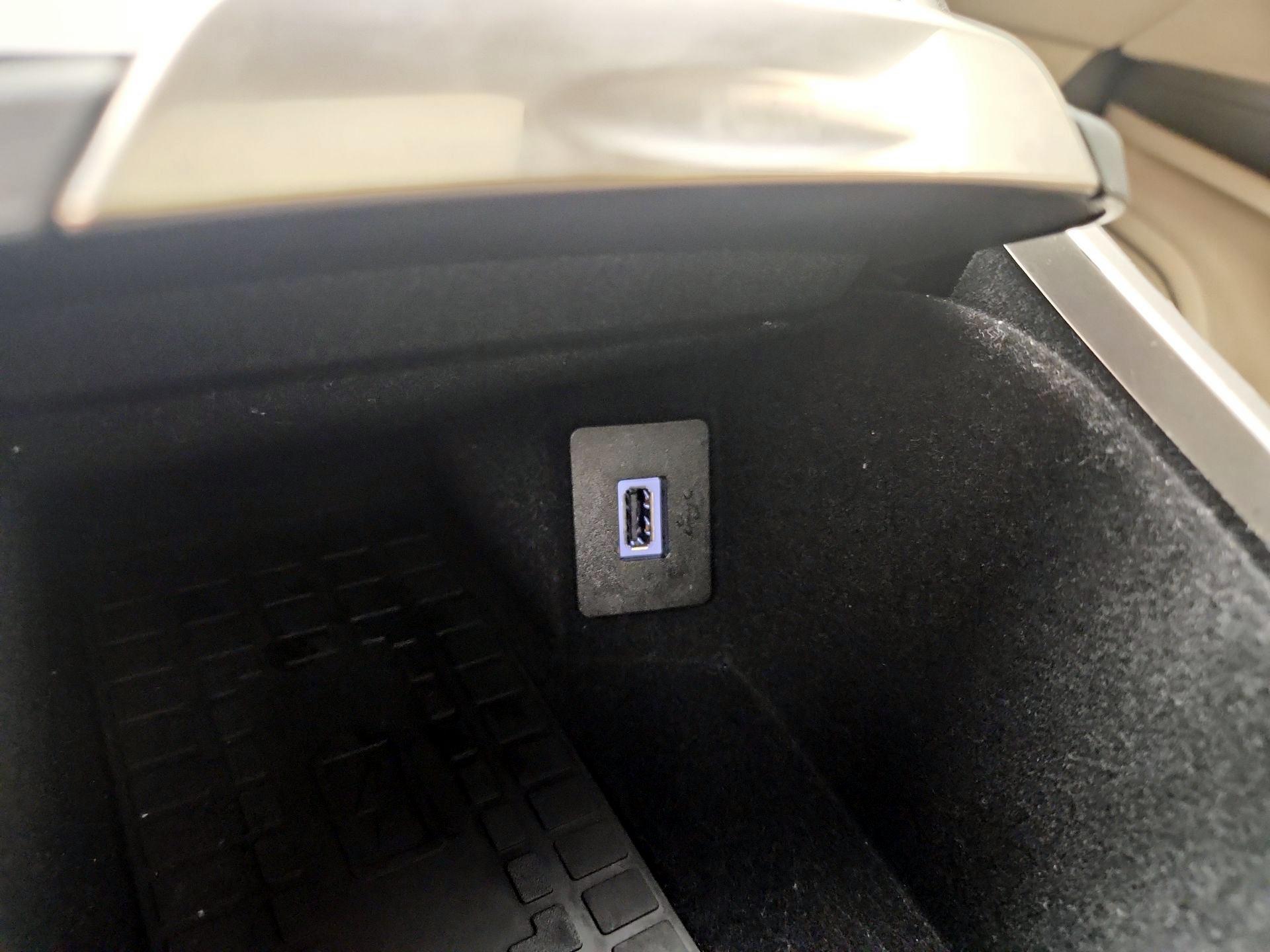 Thumbnail: 2019 Lincoln Nautilus - 19