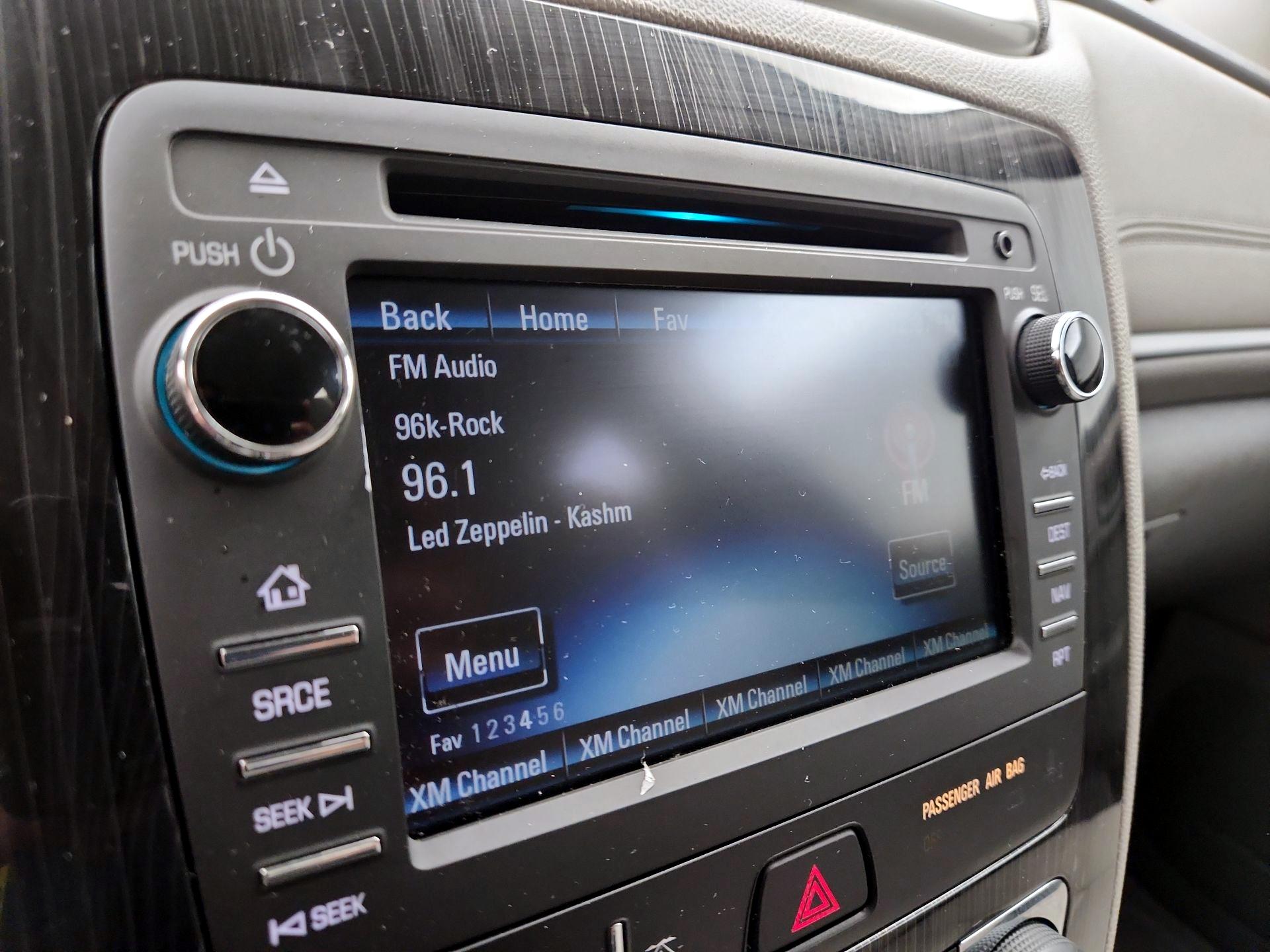 Thumbnail: 2017 Chevrolet Traverse - 16