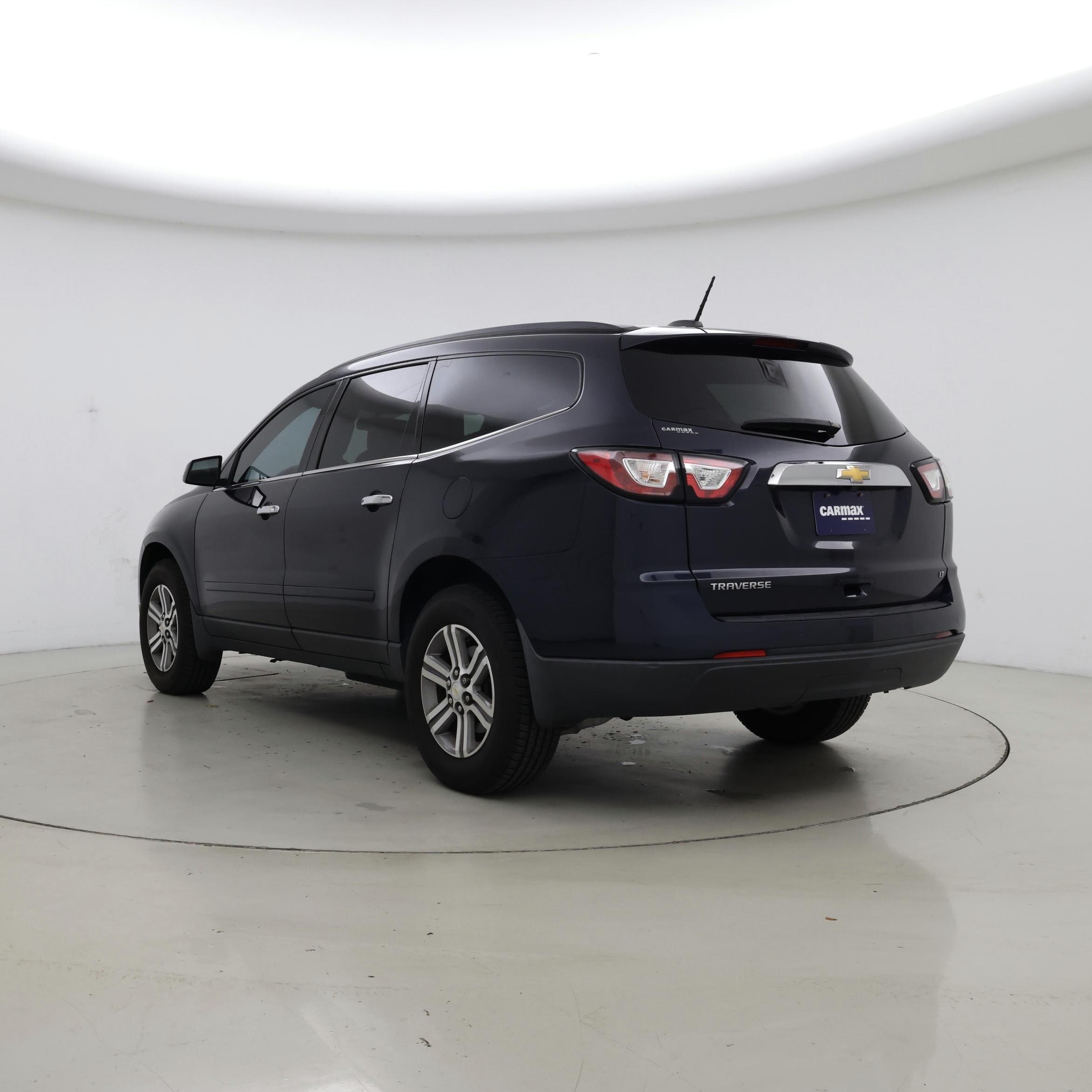 Thumbnail: 2017 Chevrolet Traverse - 2