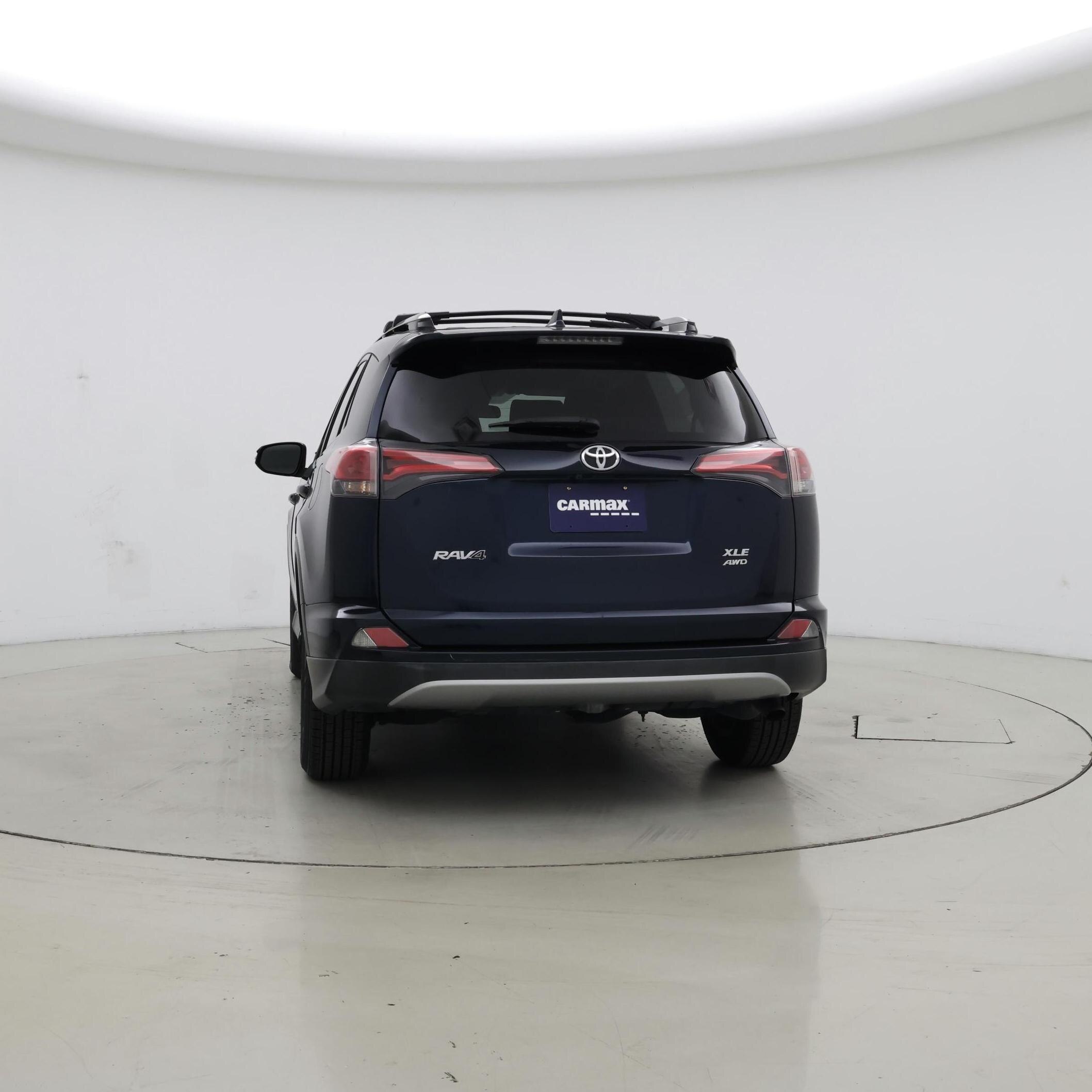 Thumbnail: 2018 Toyota RAV4 - 6