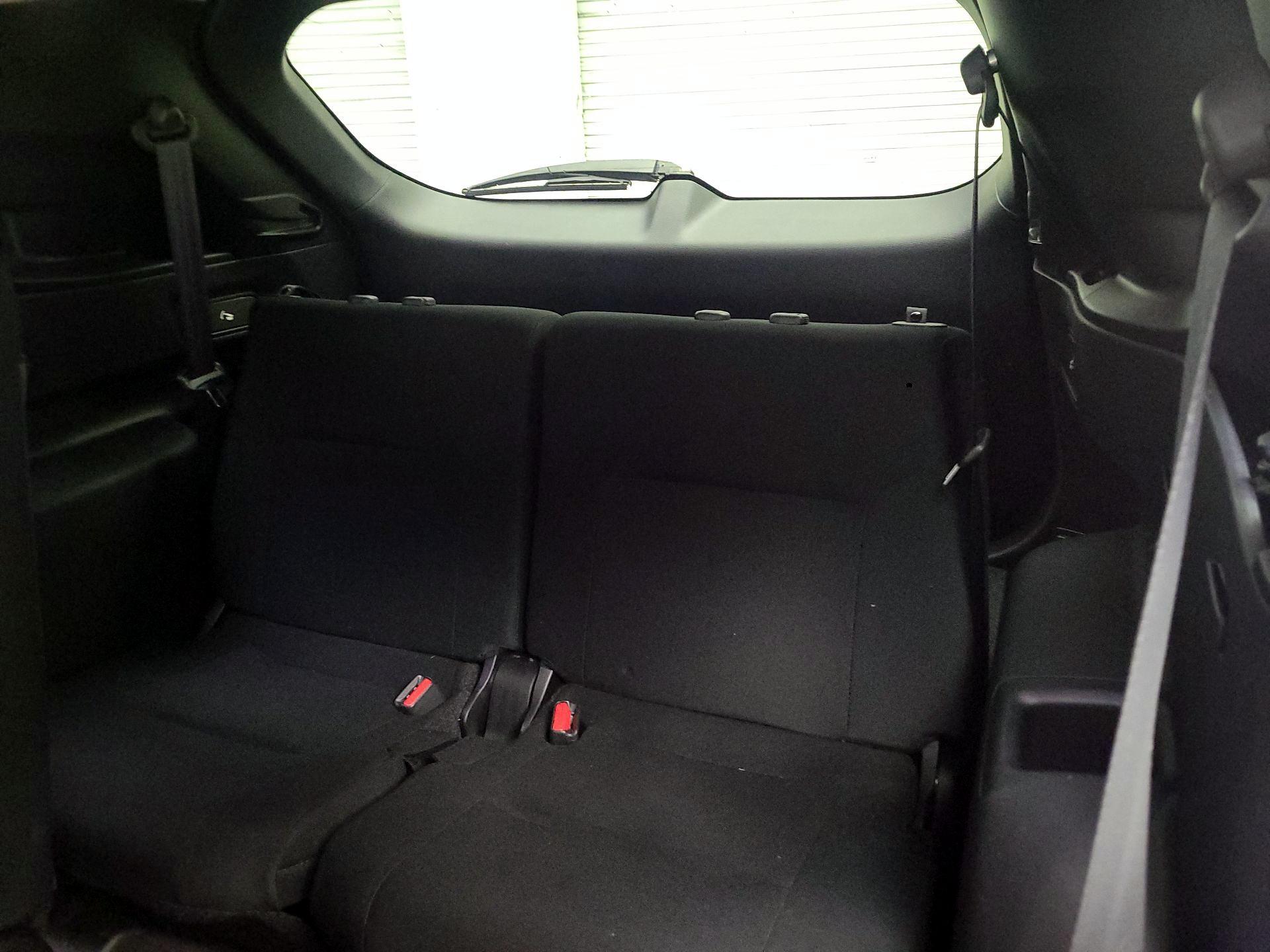 Thumbnail: 2022 Mitsubishi Outlander - 18