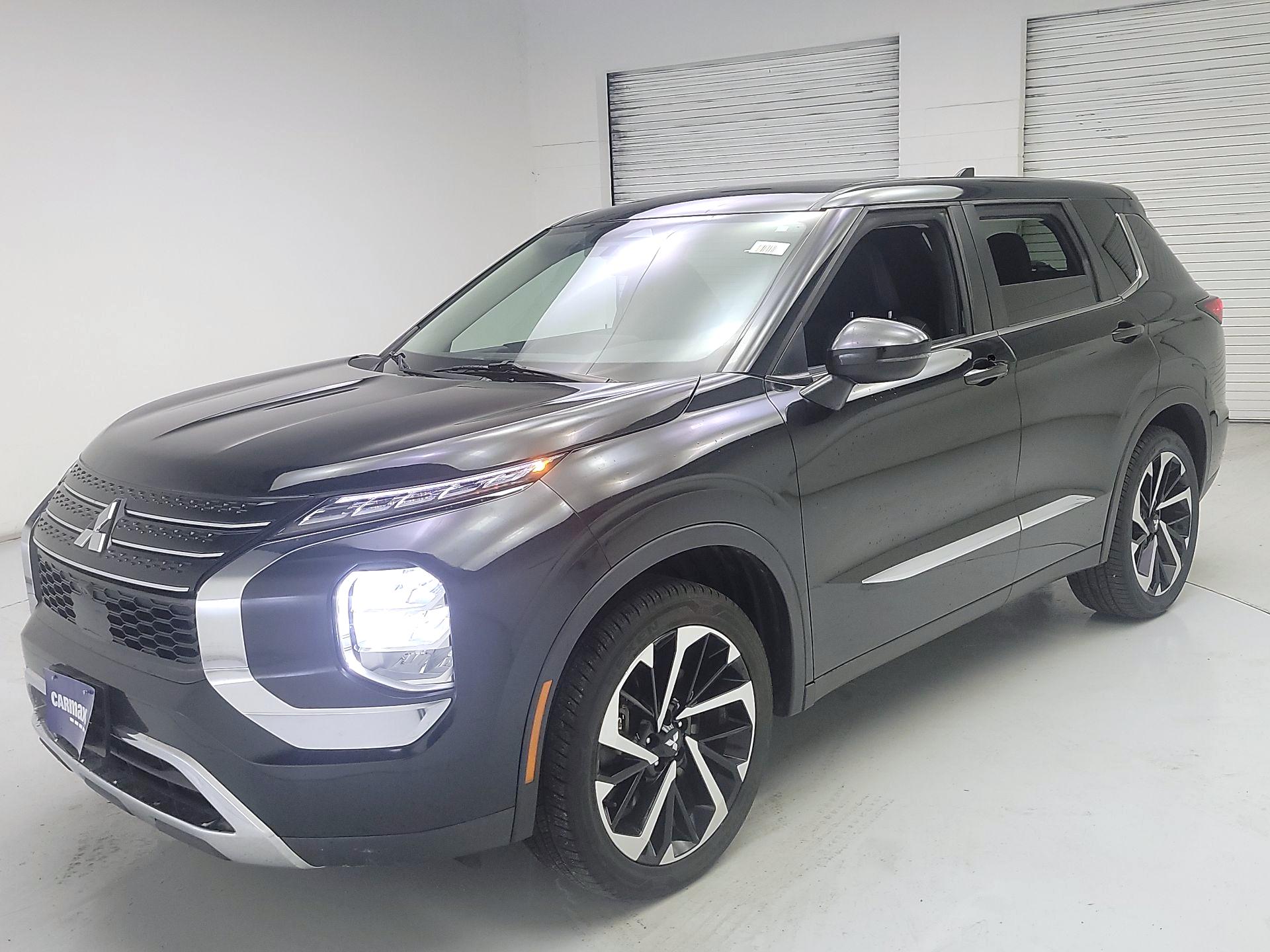 Thumbnail: 2022 Mitsubishi Outlander - 3