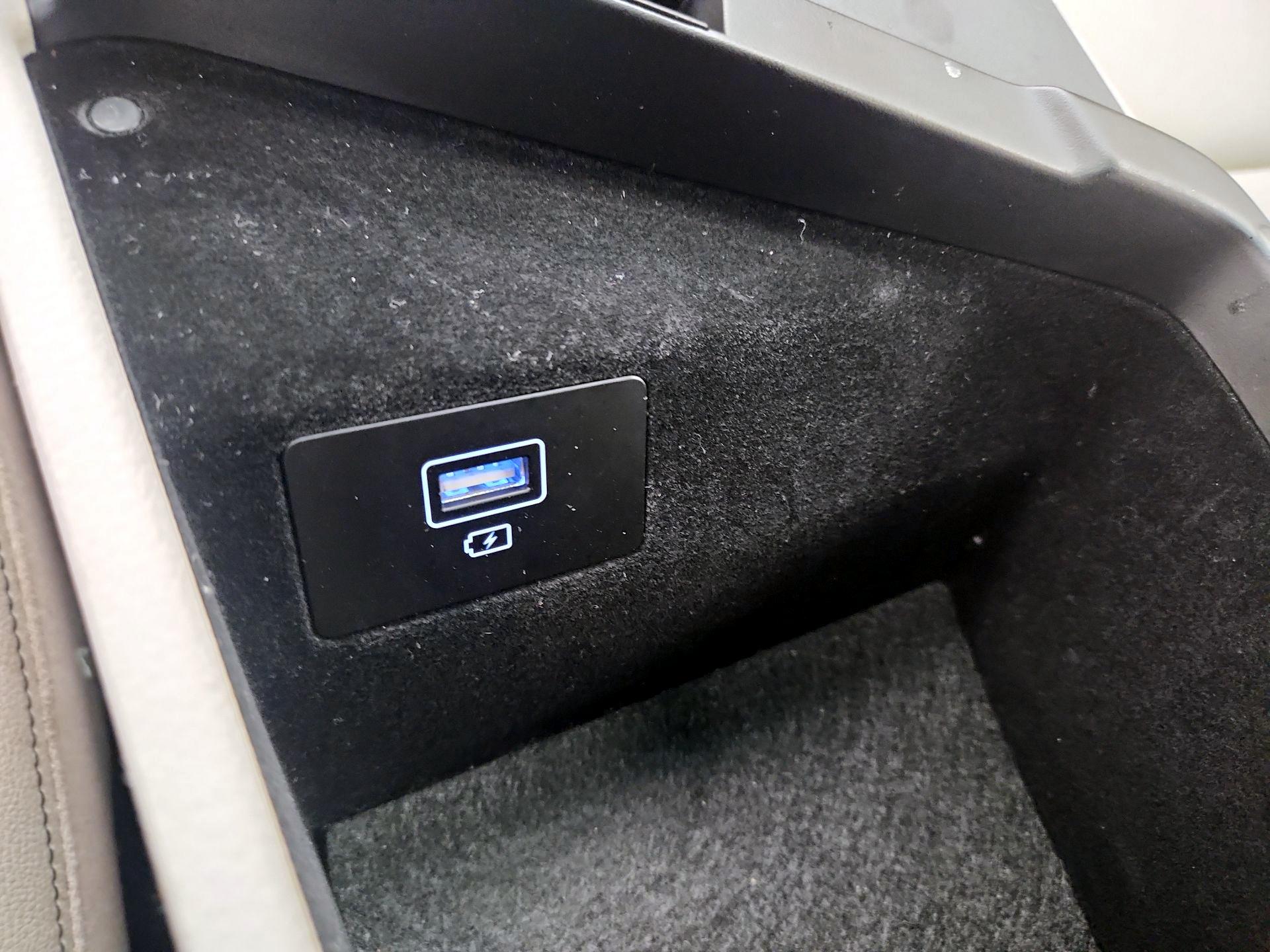 Thumbnail: 2022 Genesis G70 - 19