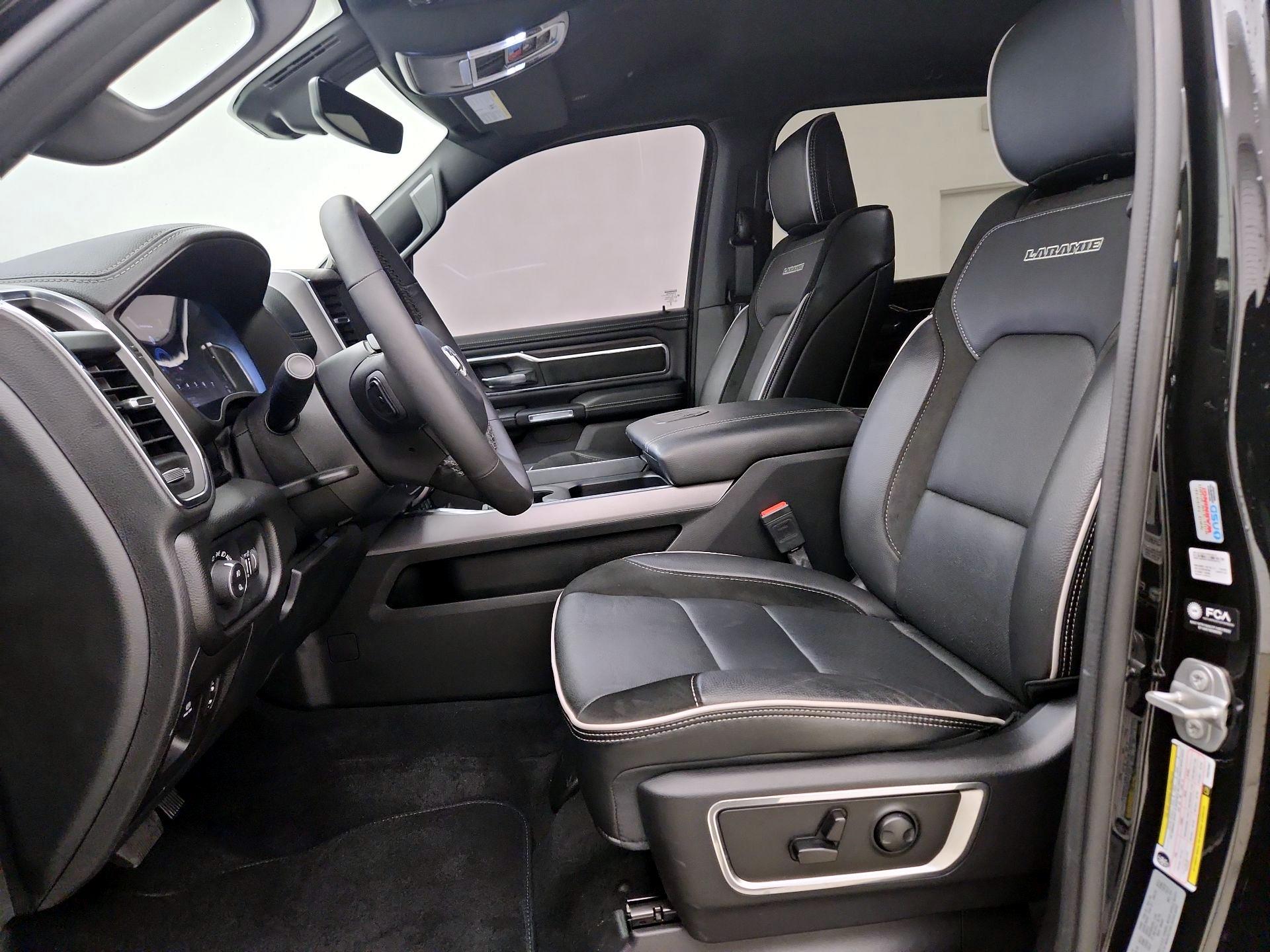 Thumbnail: 2025 RAM 1500 - 11