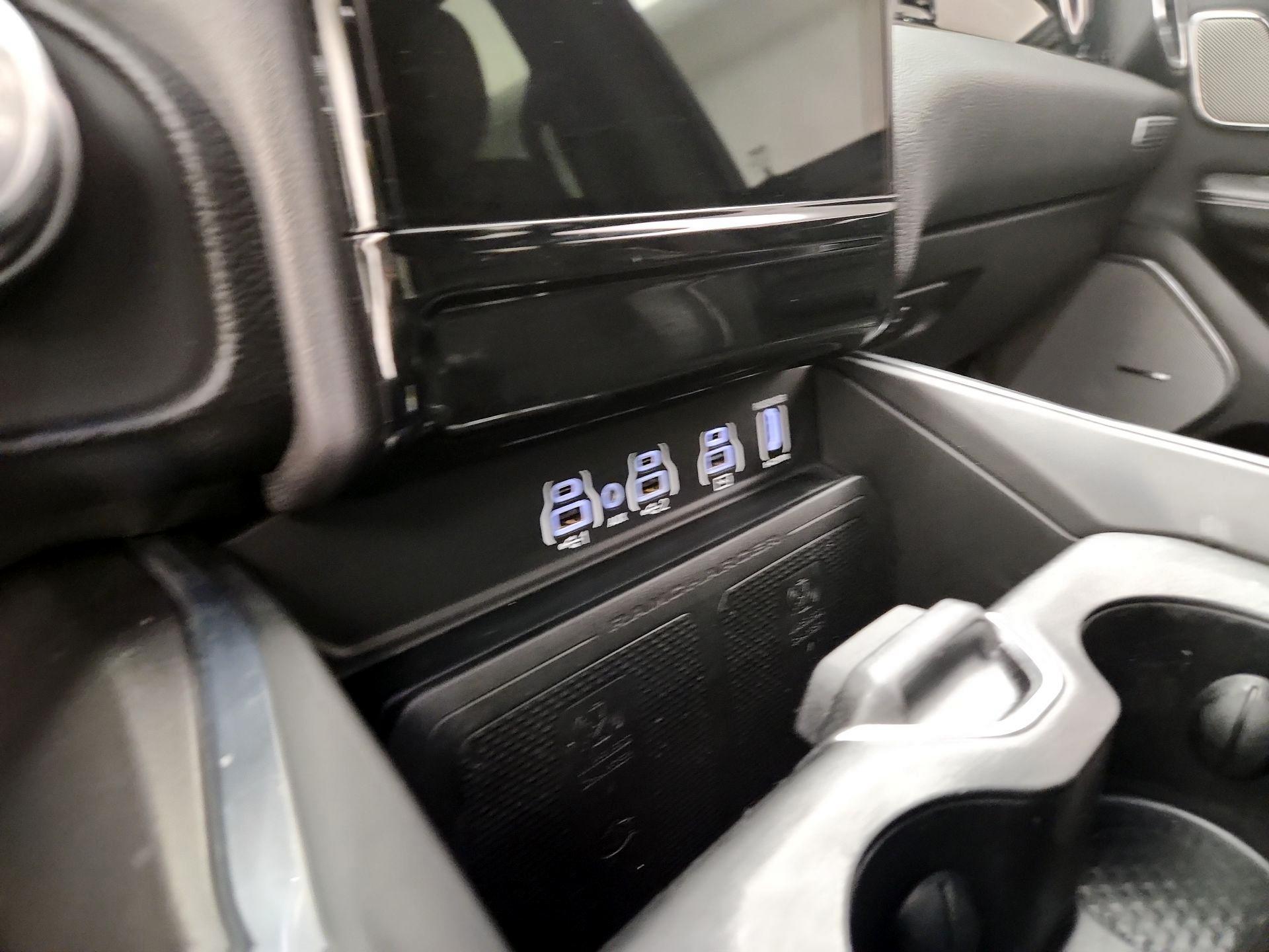 Thumbnail: 2025 RAM 1500 - 18