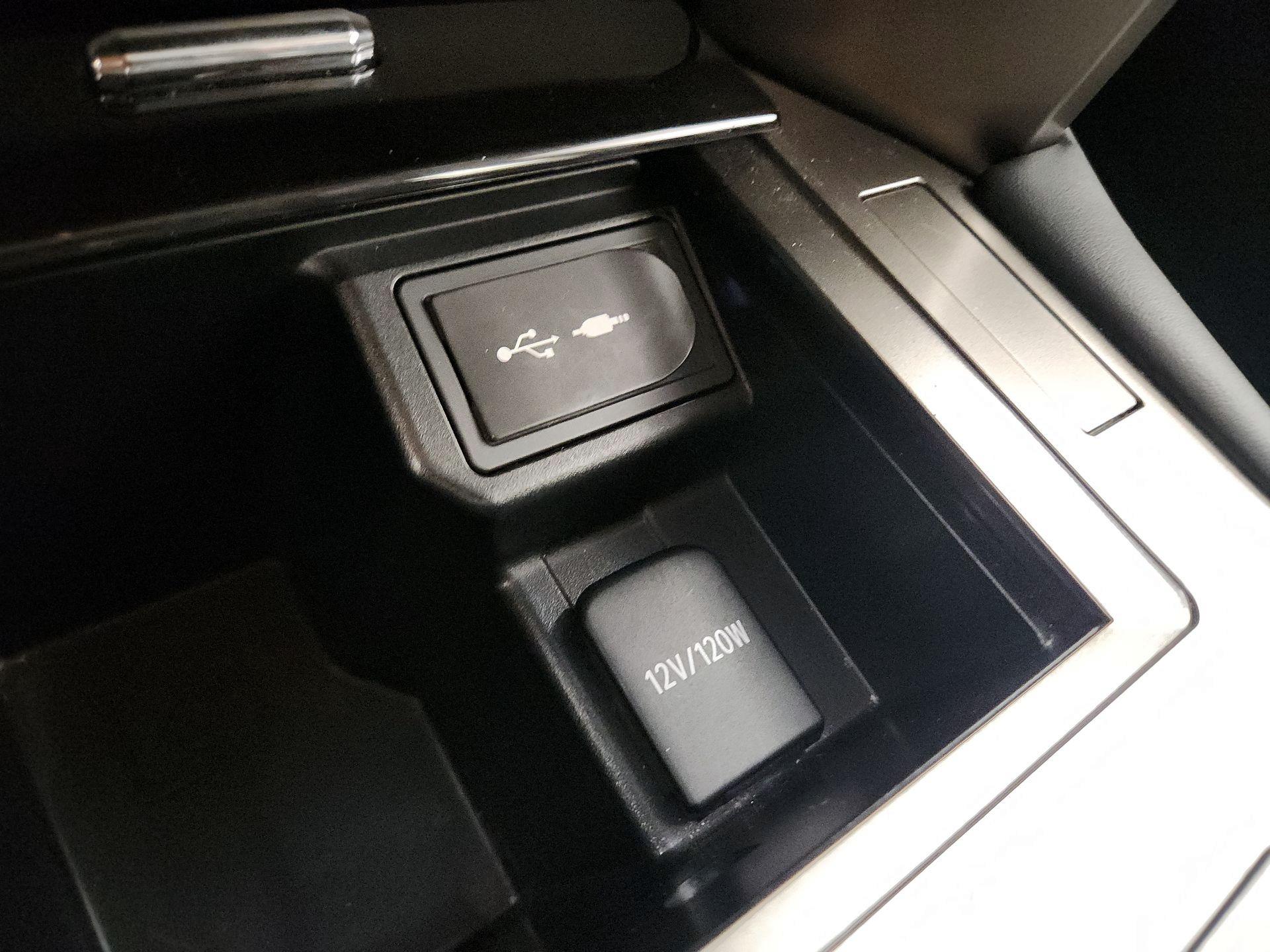 Thumbnail: 2015 Lexus GX - 19