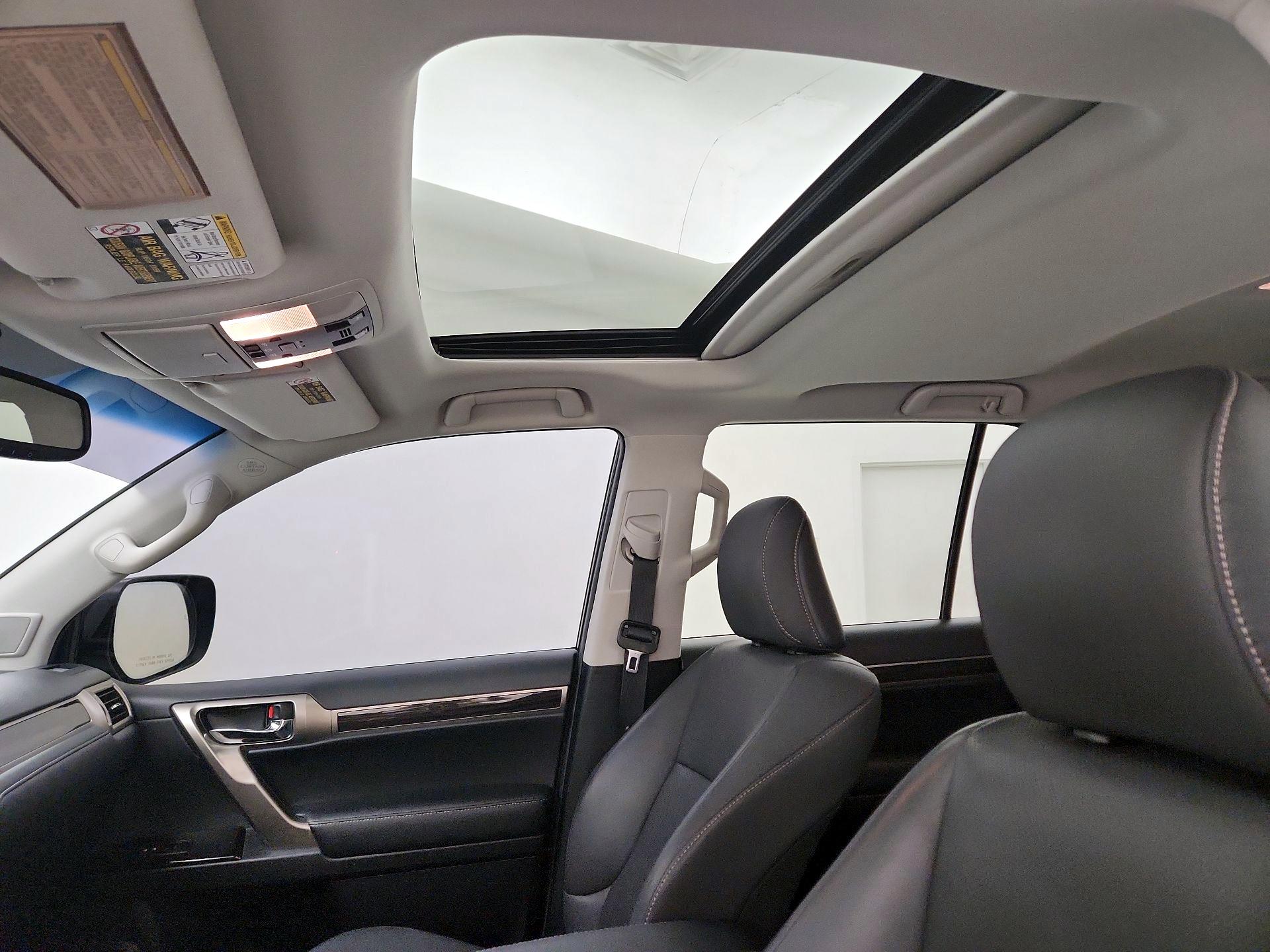 Thumbnail: 2015 Lexus GX - 20