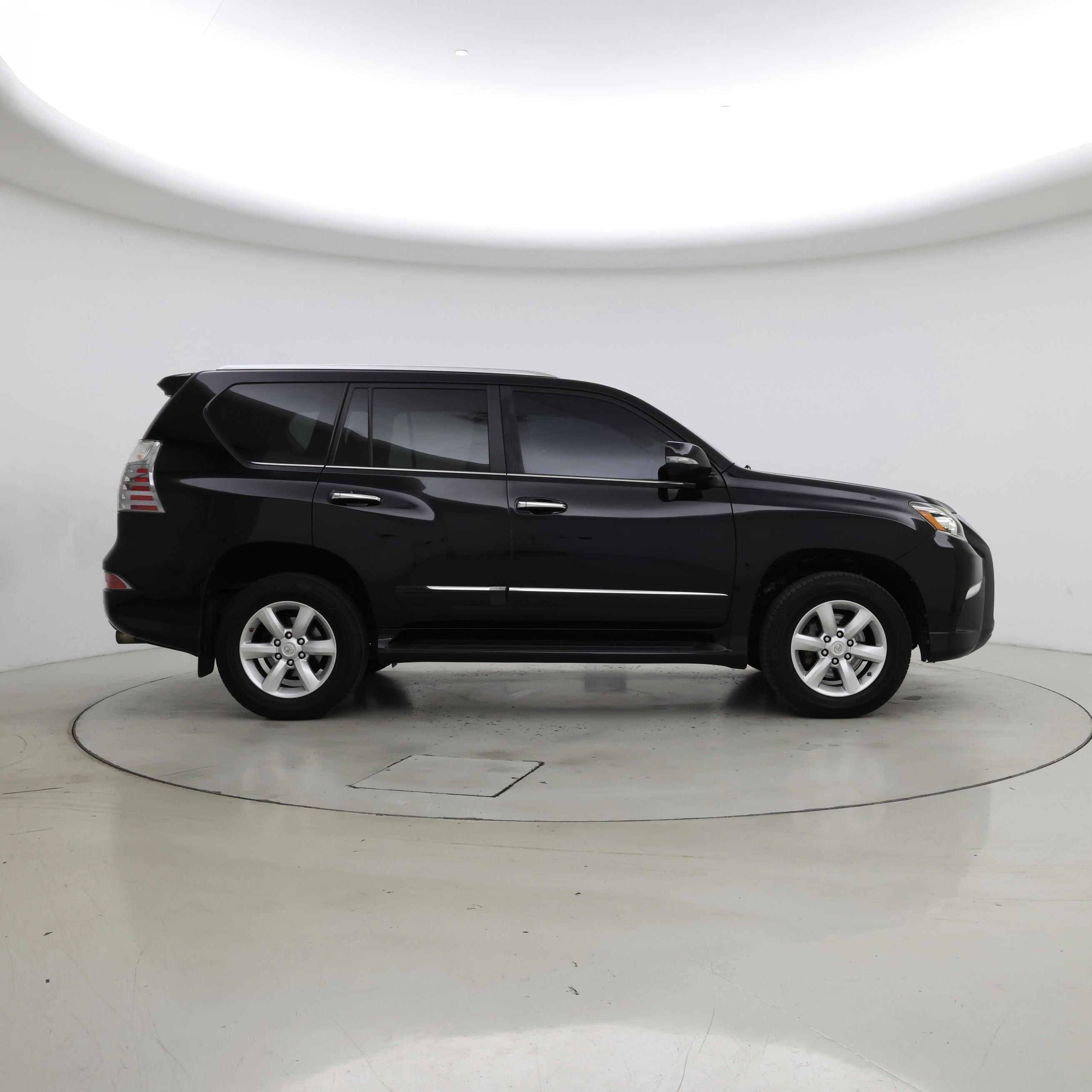 Thumbnail: 2015 Lexus GX - 7