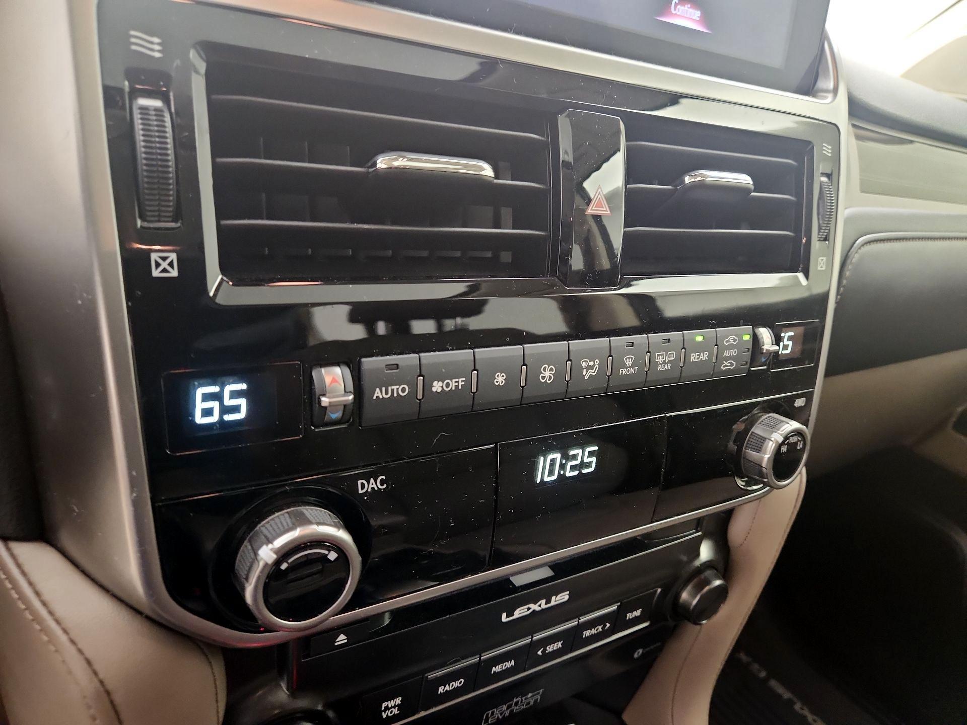 Thumbnail: 2023 Lexus GX - 17