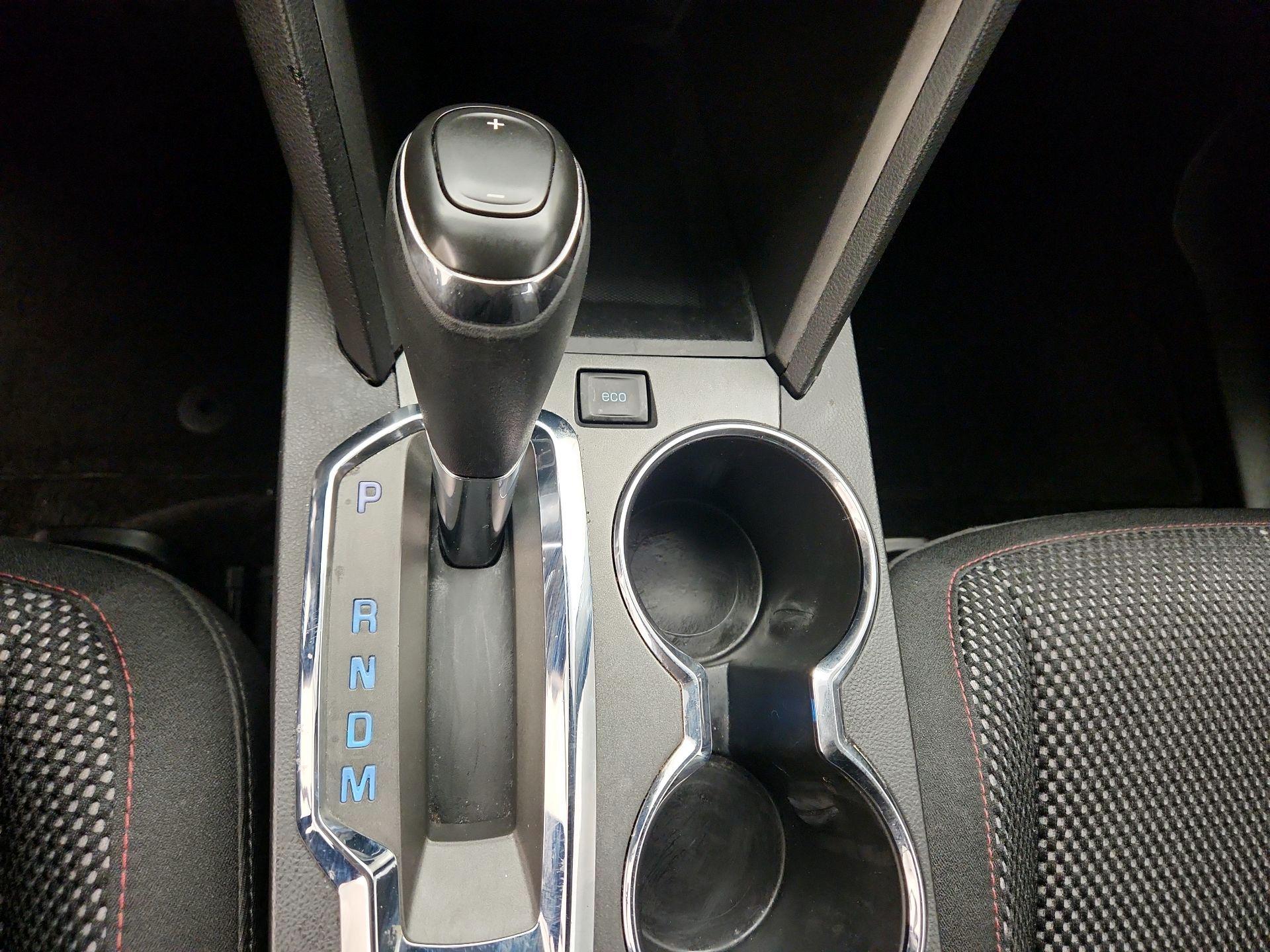 Thumbnail: 2016 Chevrolet Equinox - 16