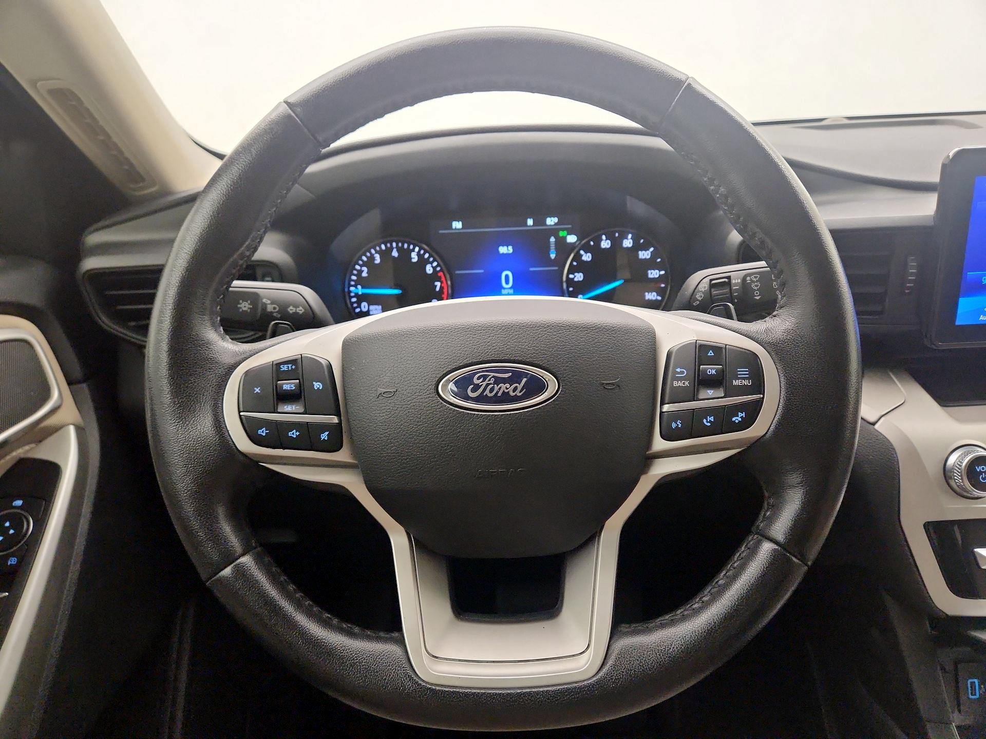 Thumbnail: 2020 Ford Explorer - 10